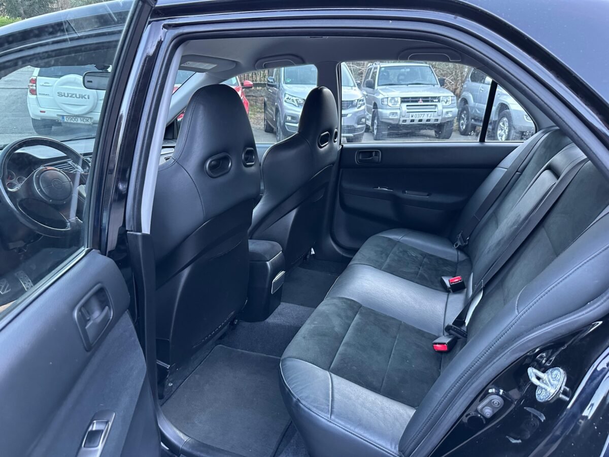 MITSUBISHI Lancer Evolution 2.0T GSR