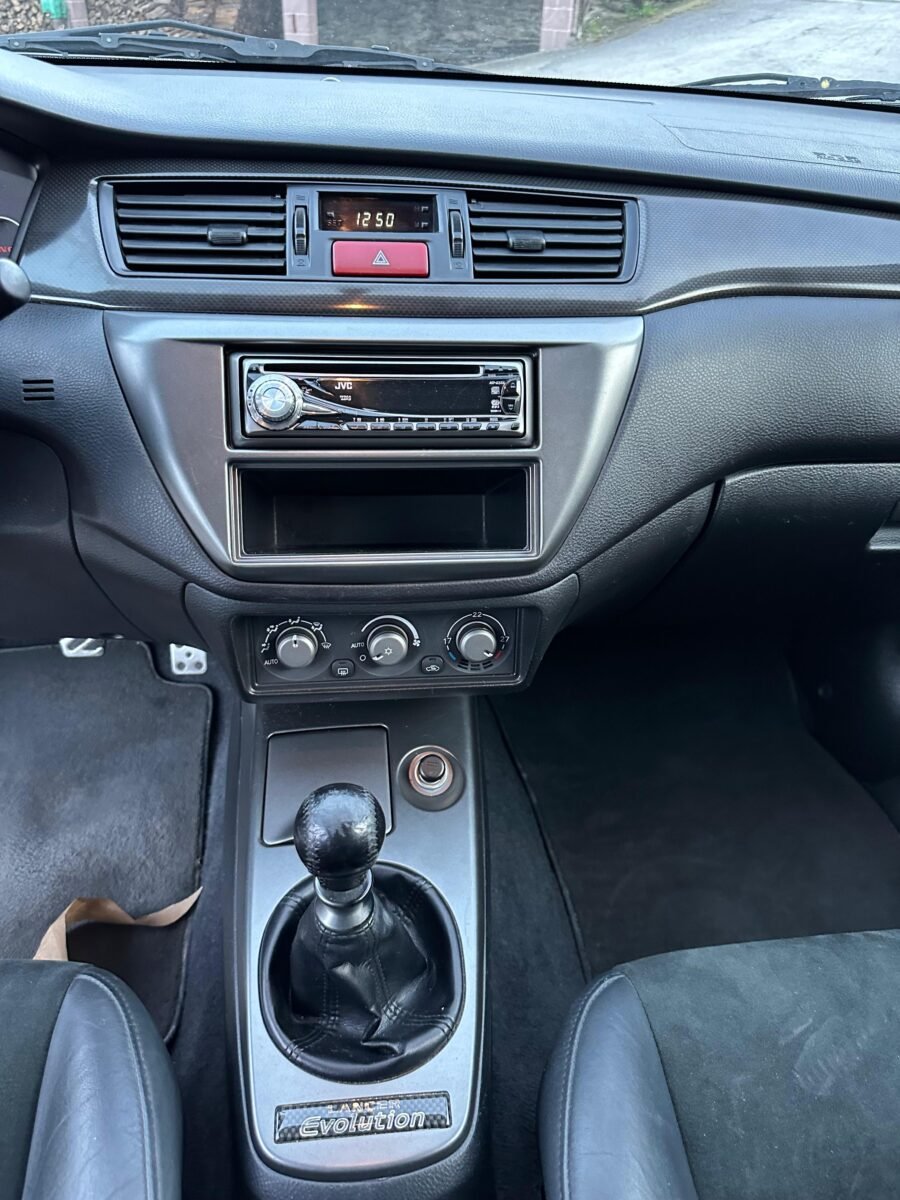 MITSUBISHI Lancer Evolution 2.0T GSR