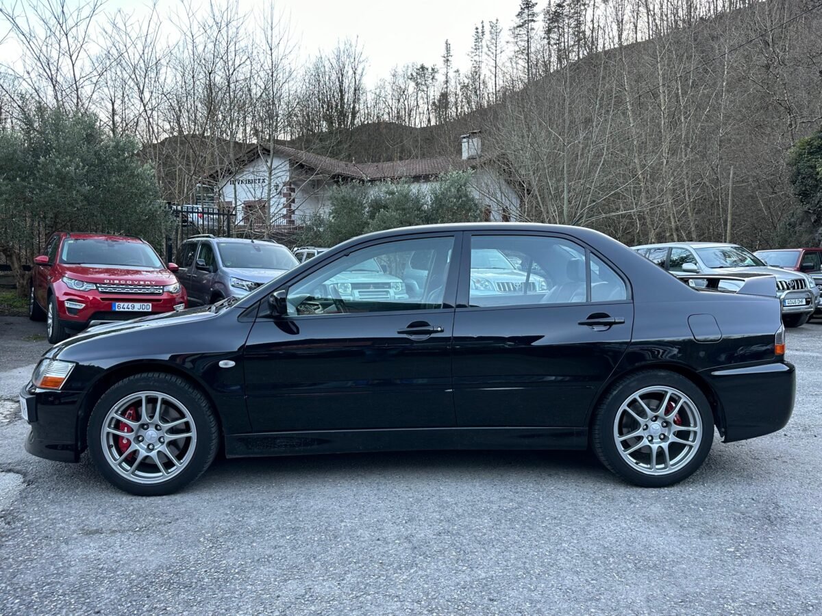 MITSUBISHI Lancer Evolution 2.0T GSR