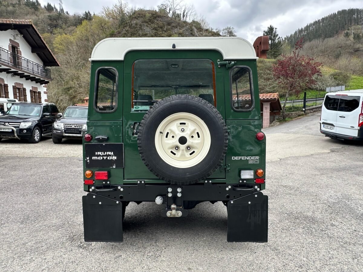 LAND-ROVER Defender 90 2.5 TDI PICK UP KAT