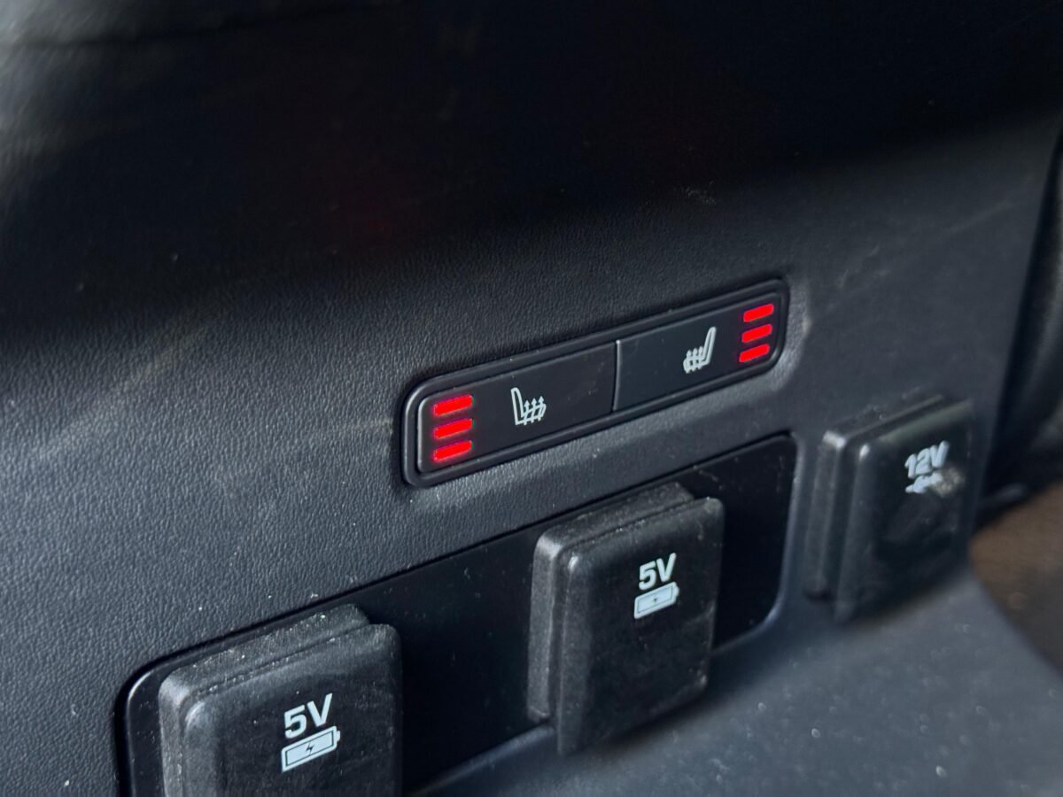 LAND-ROVER Range Rover Velar 3.0D D300 R Dynamic HSE 4WD Auto