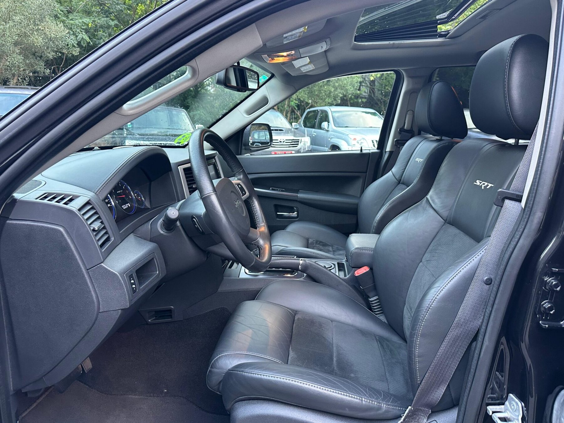 JEEP Grand Cherokee 6.1 V8 Hemi SRT8