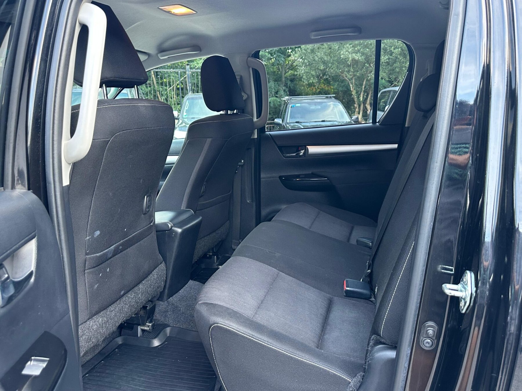 TOYOTA Hilux 2.8 D4D 150kW 204 C. Doble VXL AT