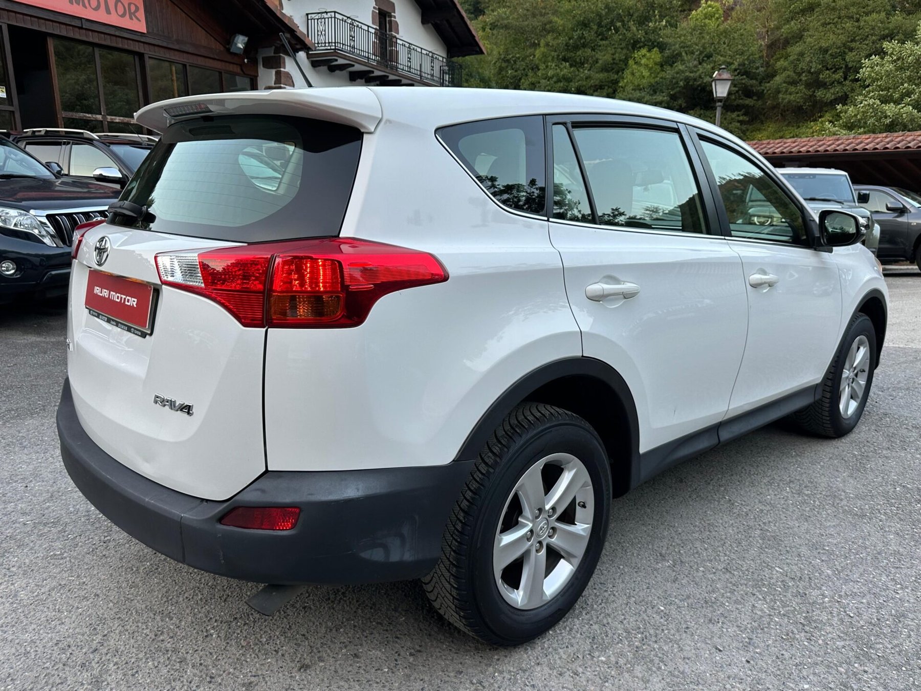 TOYOTA Rav4 D-4D 4X2 Advance