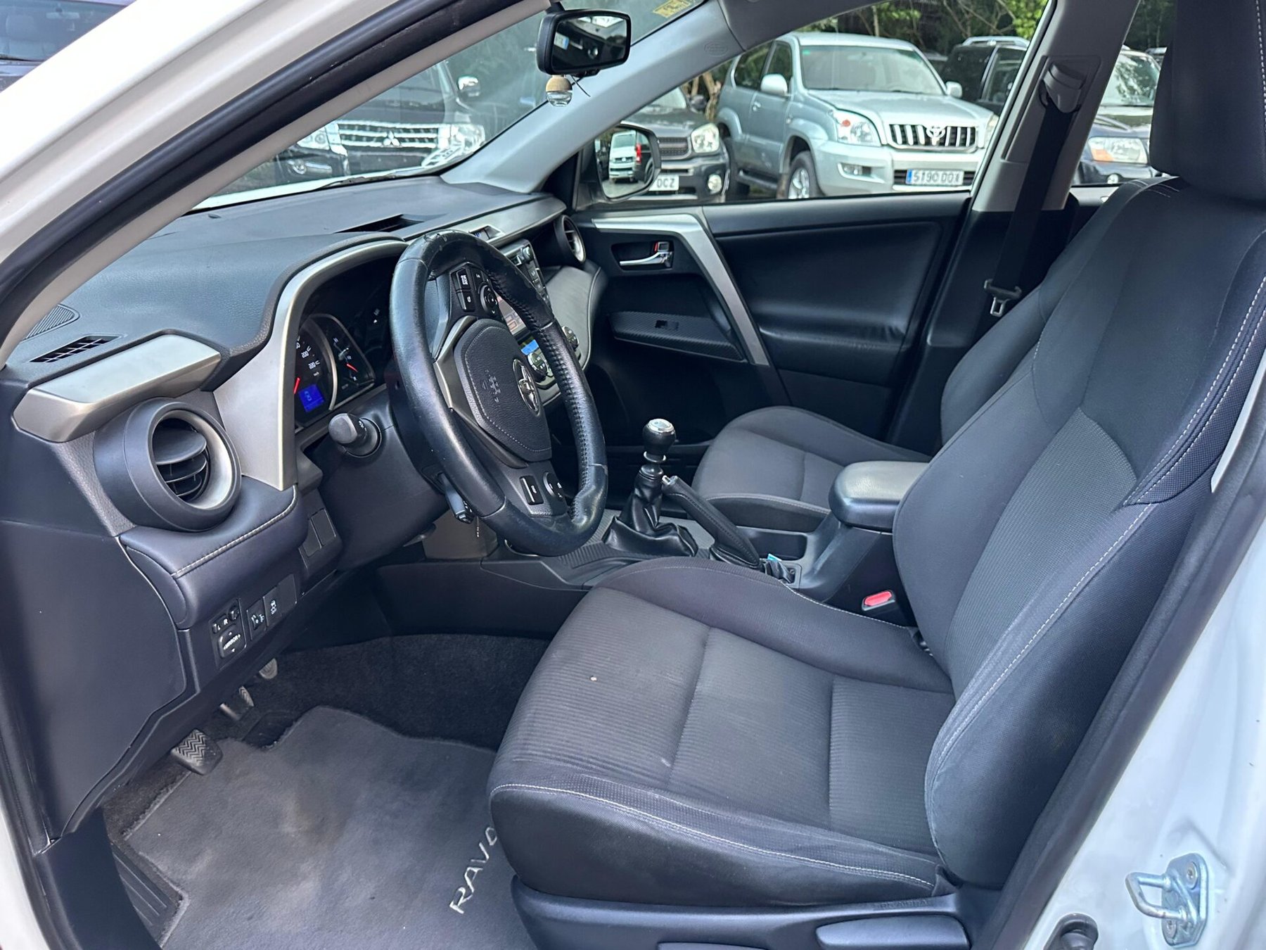 TOYOTA Rav4 D-4D 4X2 Advance