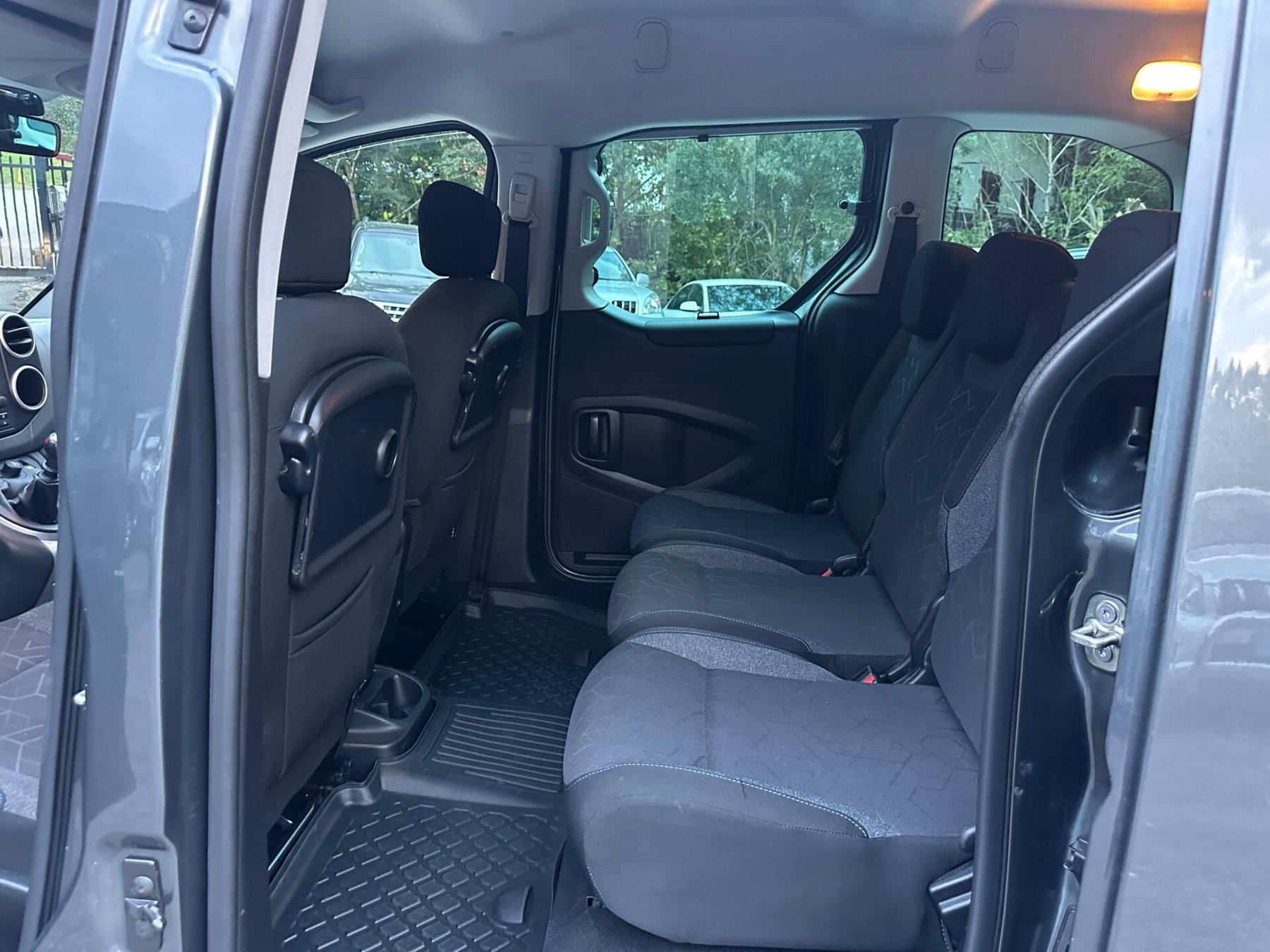 PEUGEOT Partner TEPEE Style 1.6 BlueHDi 88KW 120CV