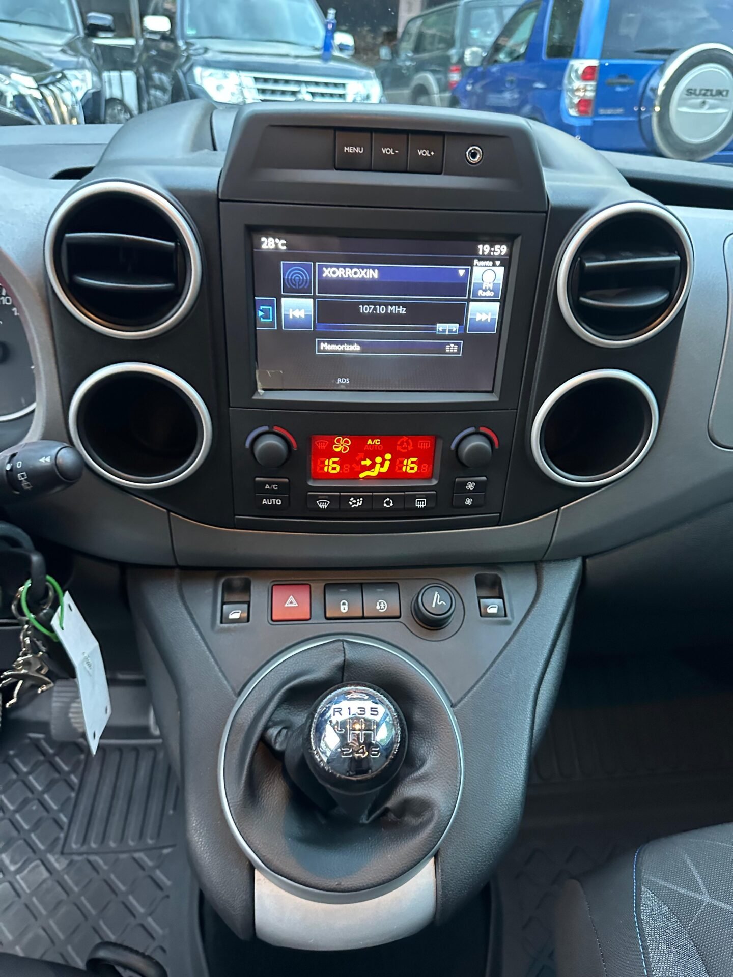 PEUGEOT Partner TEPEE Style 1.6 BlueHDi 88KW 120CV