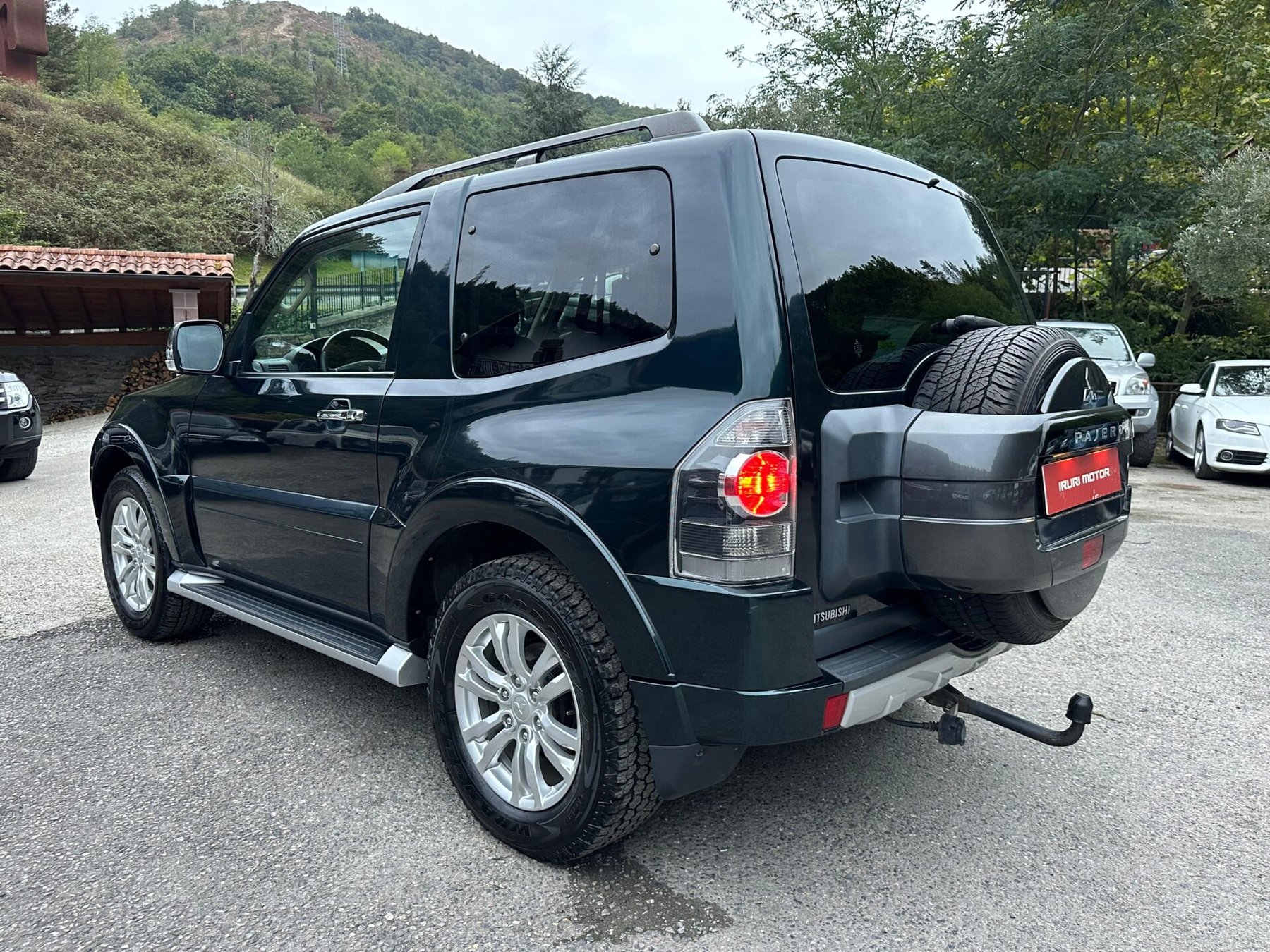 MITSUBISHI Montero 3.2 DID Kaiteki Auto