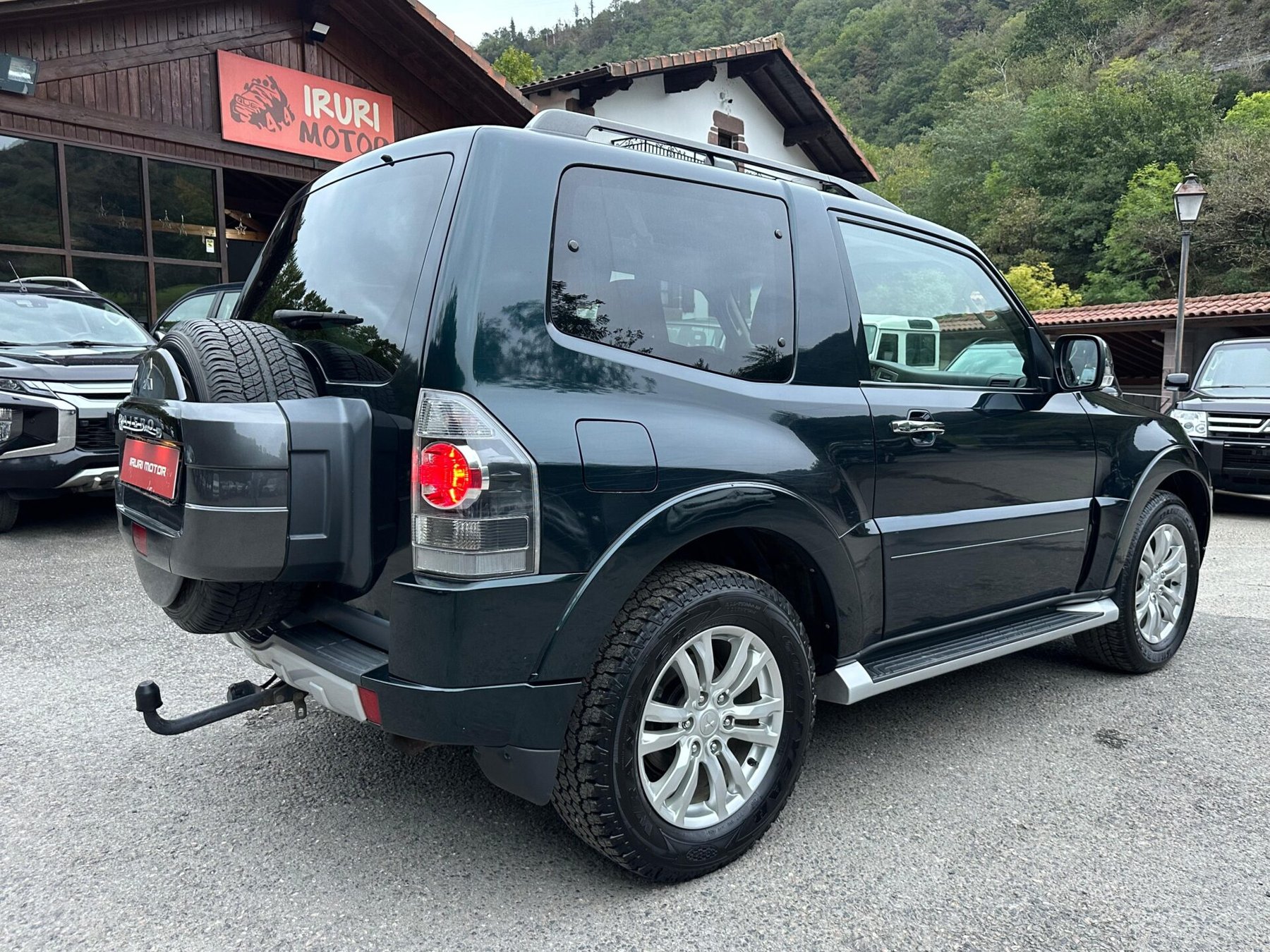 MITSUBISHI Montero 3.2 DID Kaiteki Auto