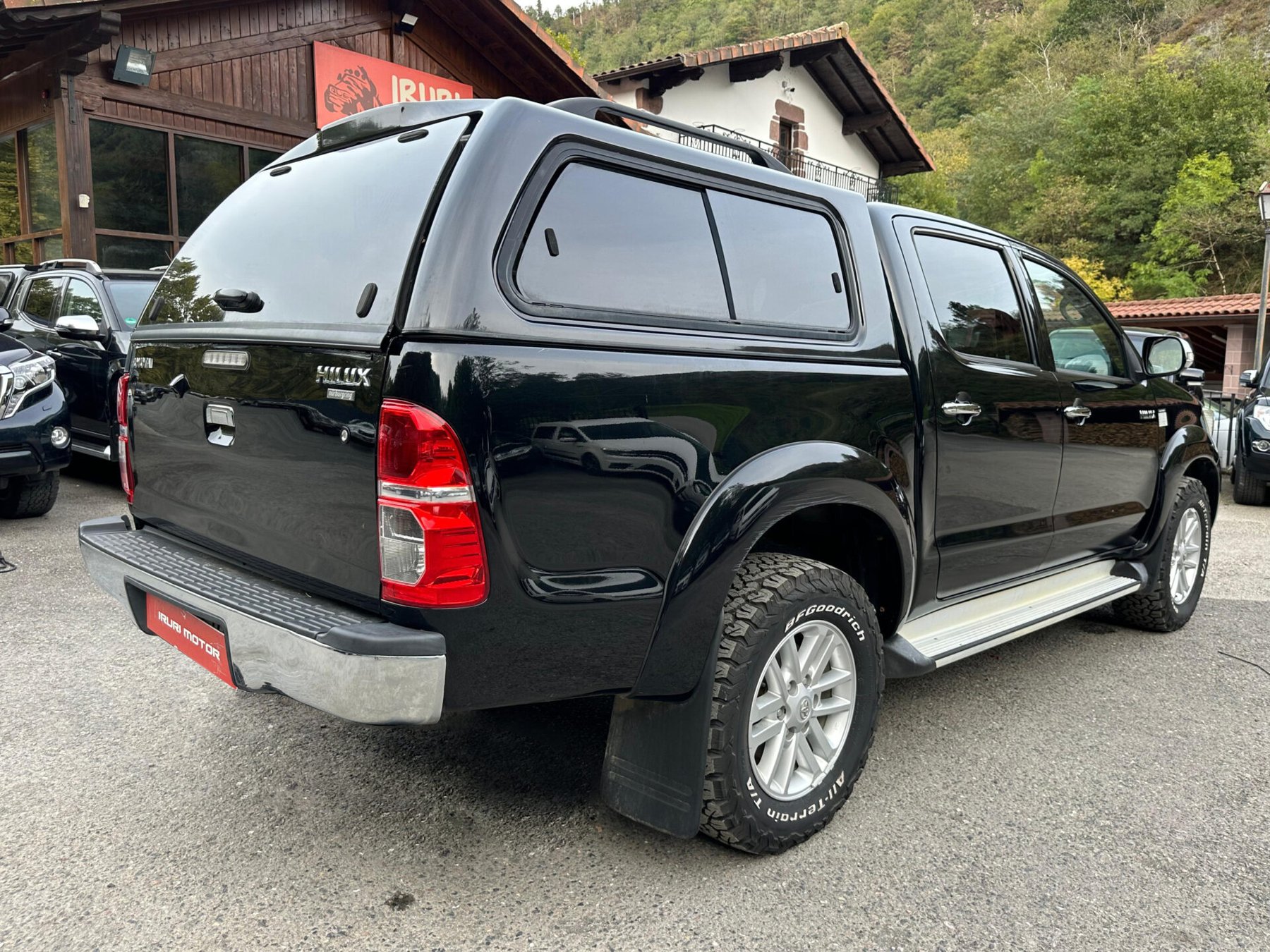 TOYOTA Hilux 3.0 D4D Cabina Doble VX