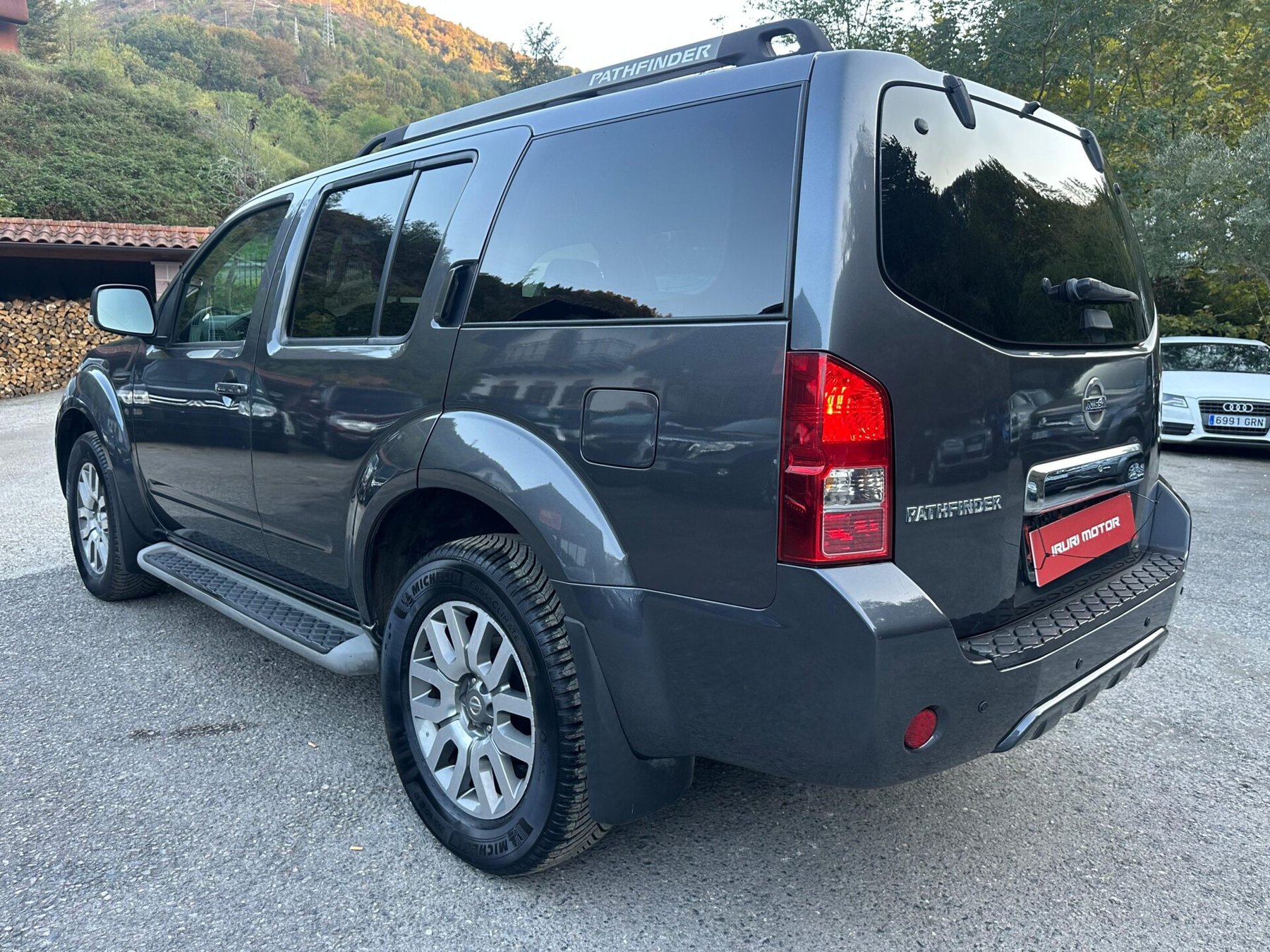 NISSAN Pathfinder 2.5 dCi 190CV LE Auto 7plazas