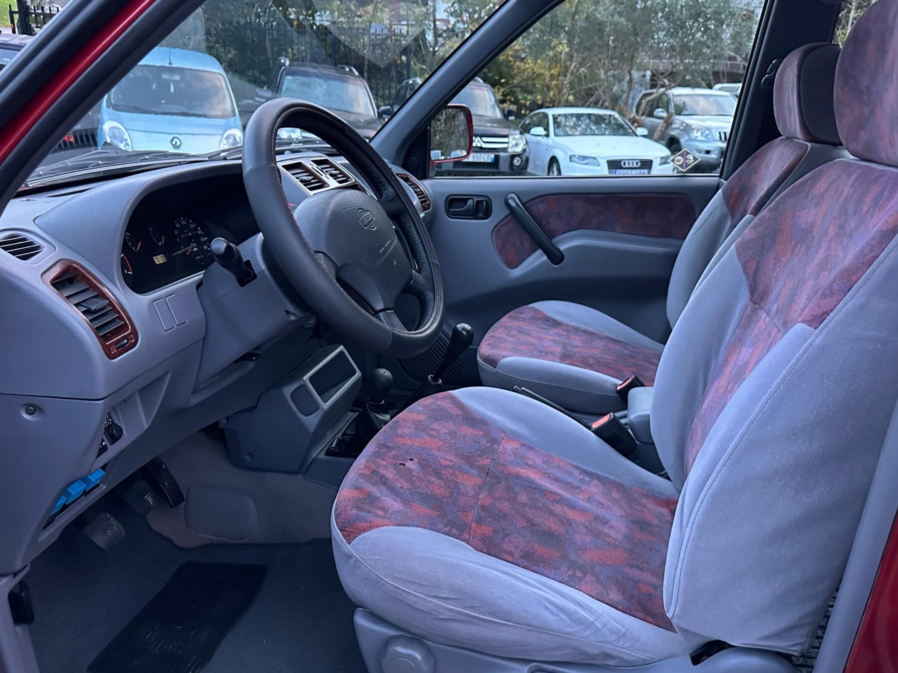 NISSAN Terrano II 2.7 TDI SE