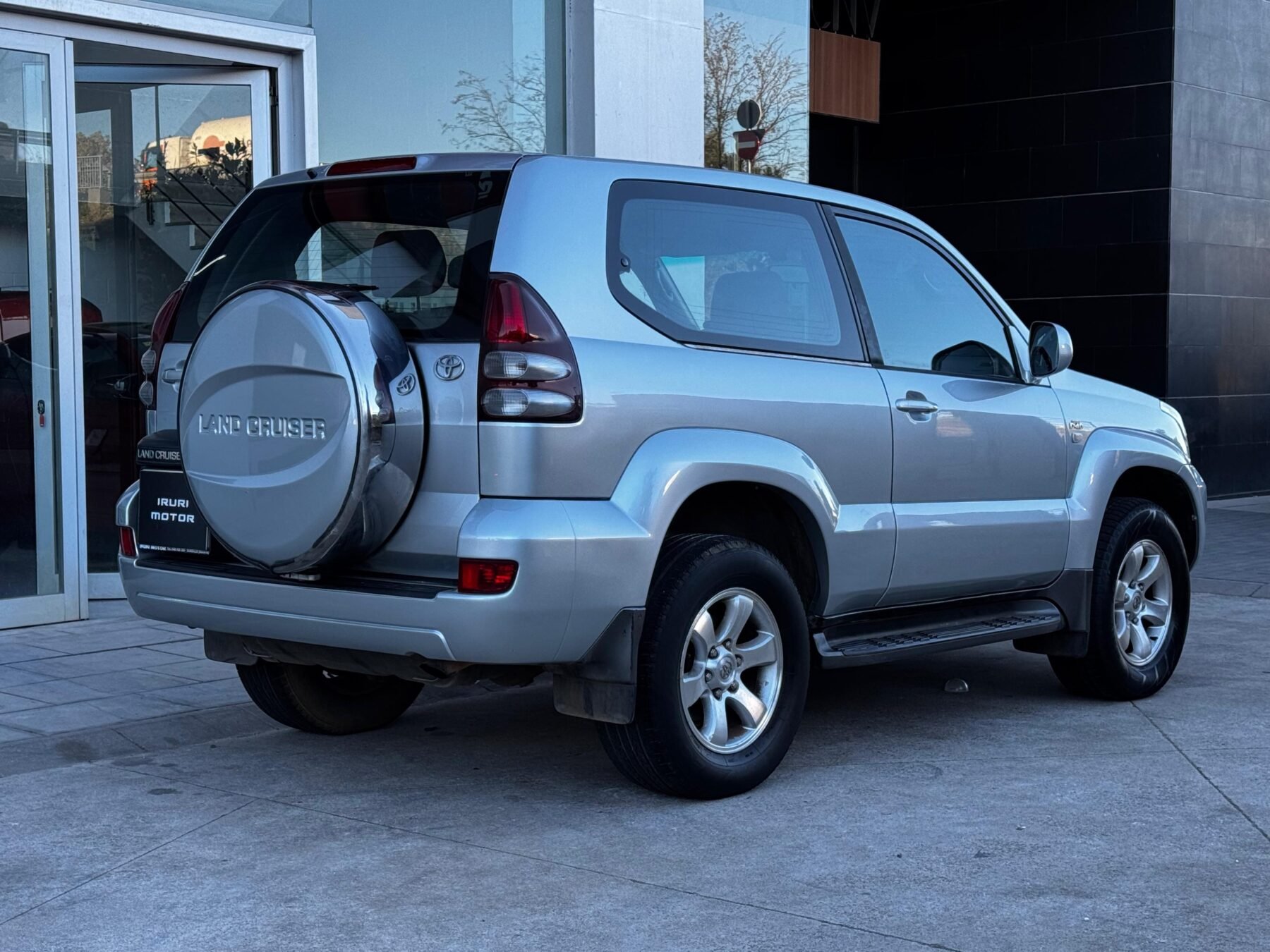 TOYOTA Land Cruiser 3.0 D4D VX