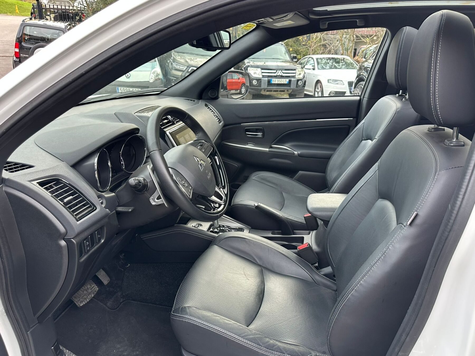 MITSUBISHI ASX 200 MPI CVT Kaiteki