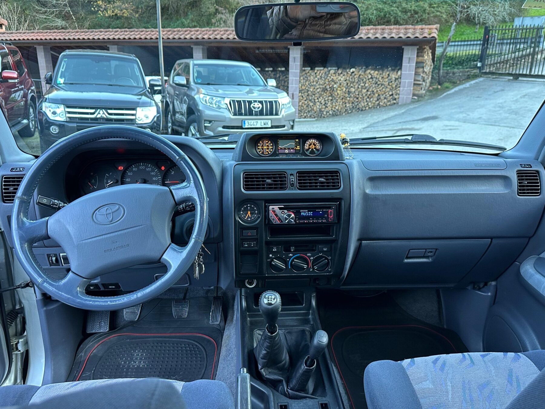 TOYOTA Land Cruiser 90 3.0 TD VX