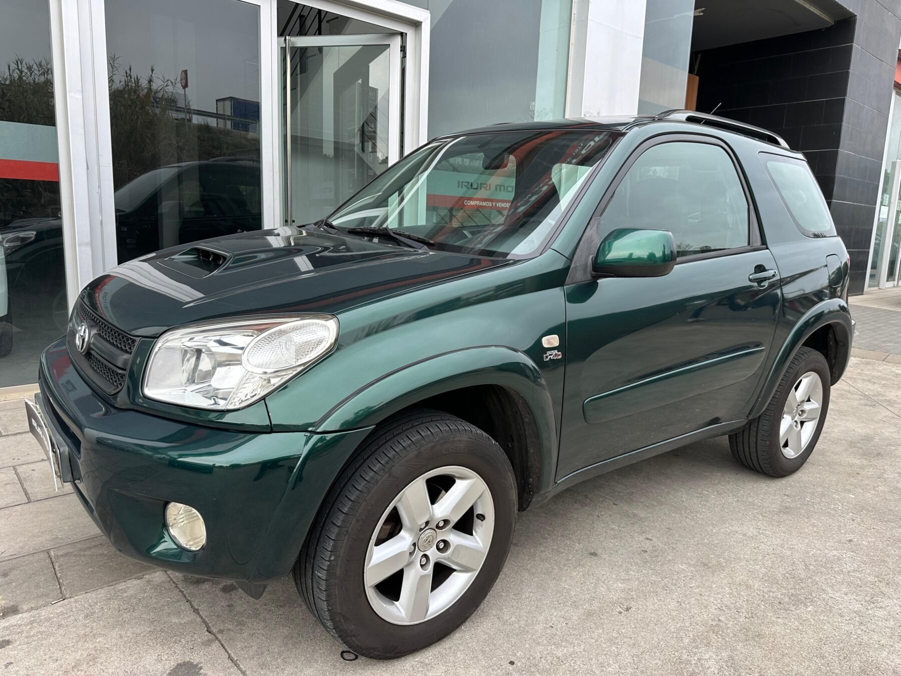 TOYOTA Rav4 2.0 D4D Sol 4X4