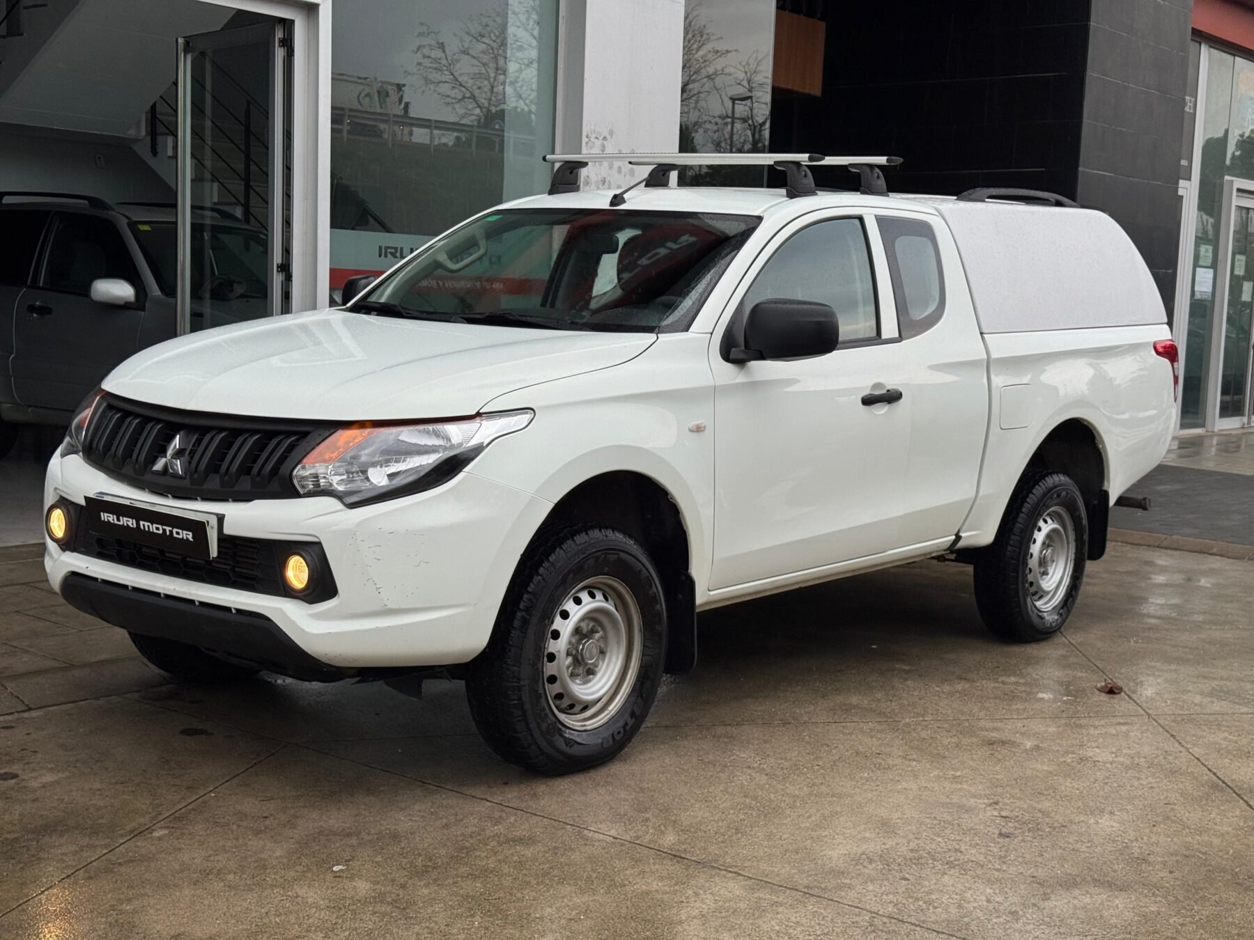 MITSUBISHI L200 2.5DI-D Single Cab M-PRO