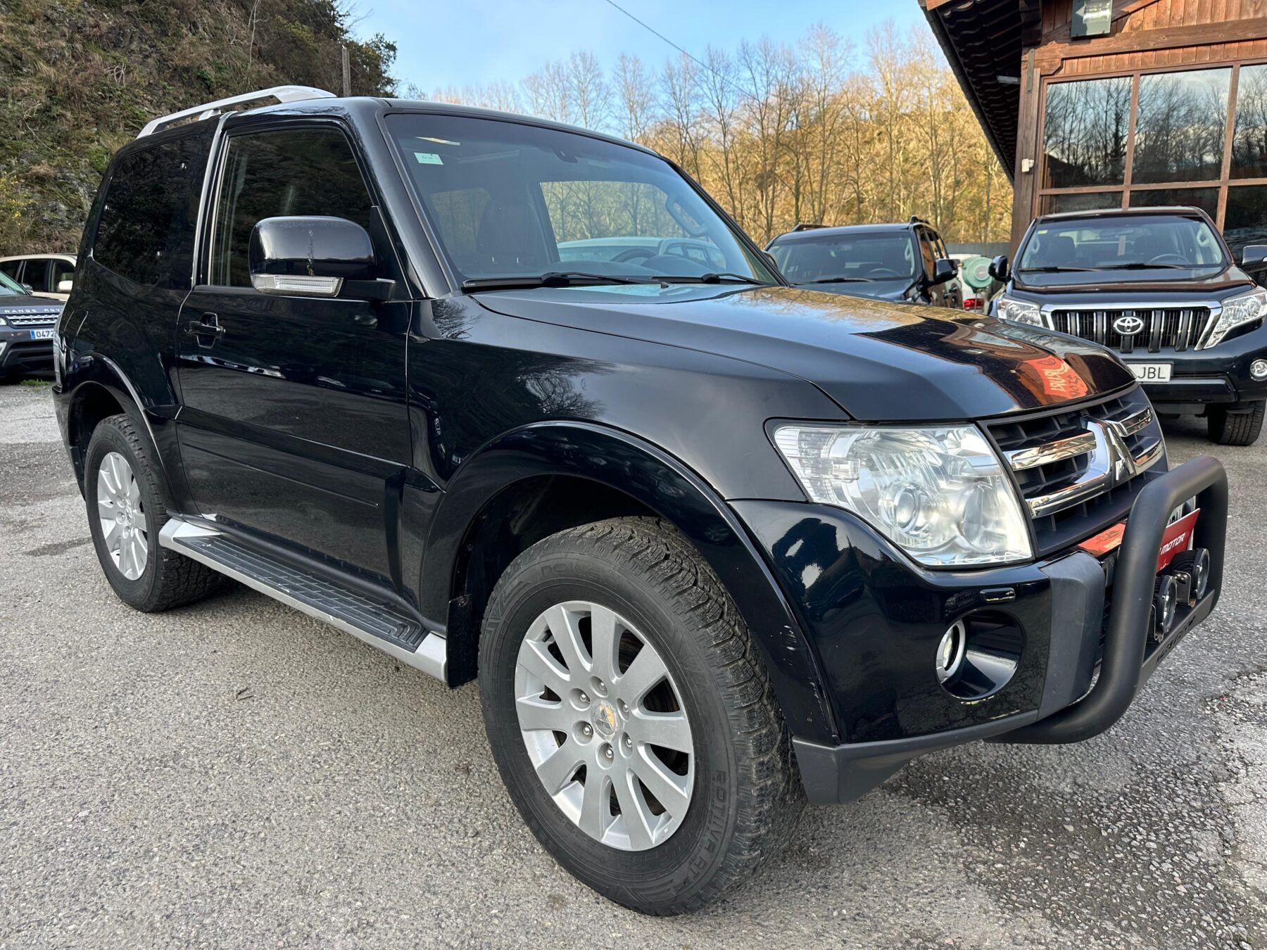 MITSUBISHI Montero 3.8 V6 MIVEC Kaiteki