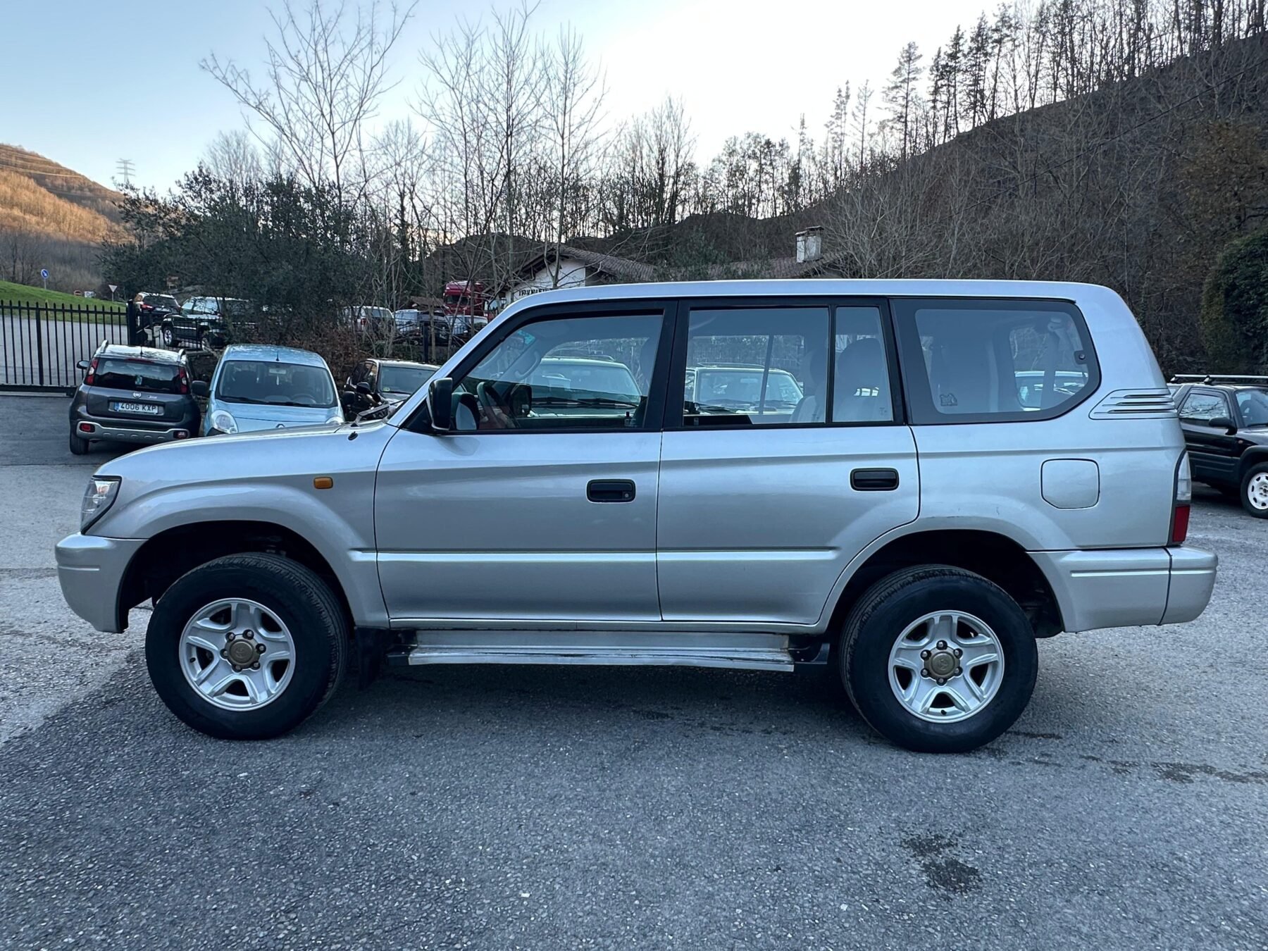 TOYOTA Land Cruiser 90 3.0 D4D GX