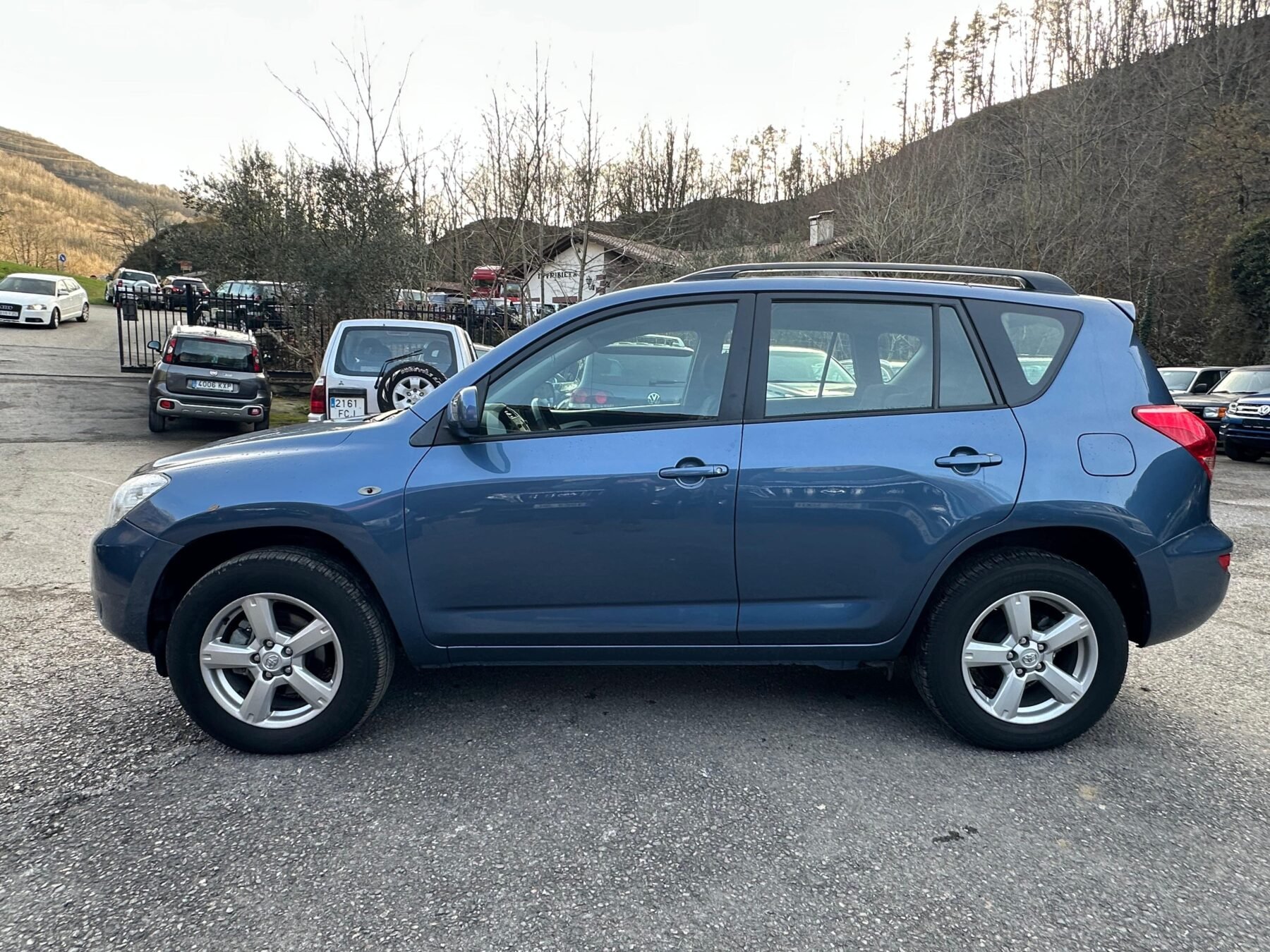 TOYOTA Rav4 2.0 VVTi Sol 4X4