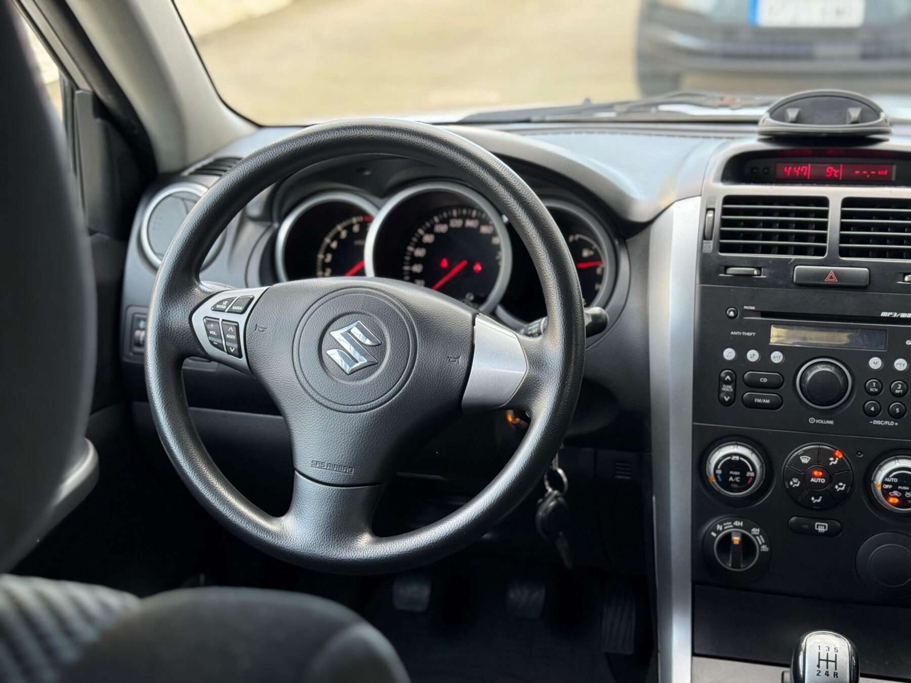 SUZUKI Grand Vitara 2.0 JLXA