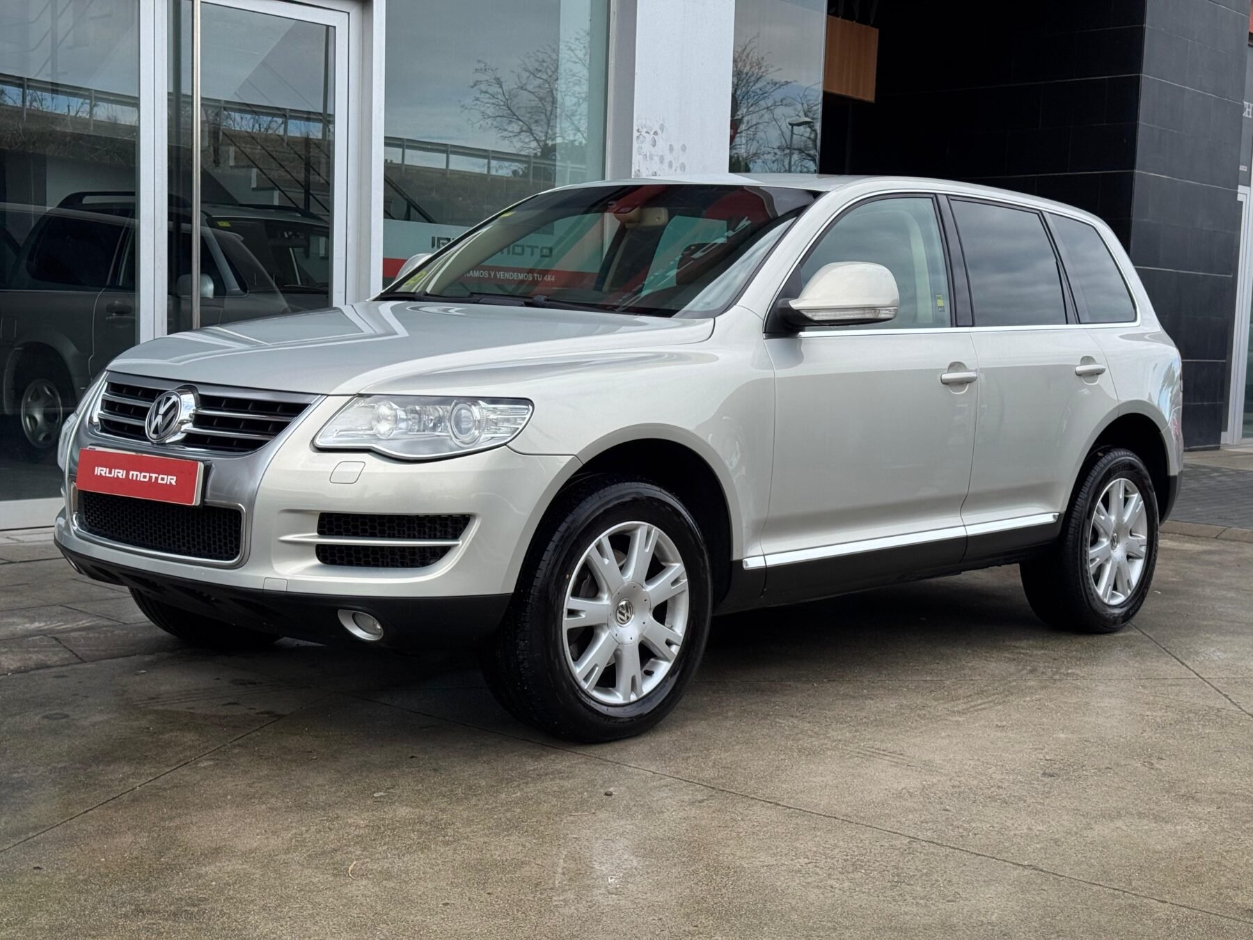 VOLKSWAGEN Touareg 3.0 V6 TDI Motion Tiptronic