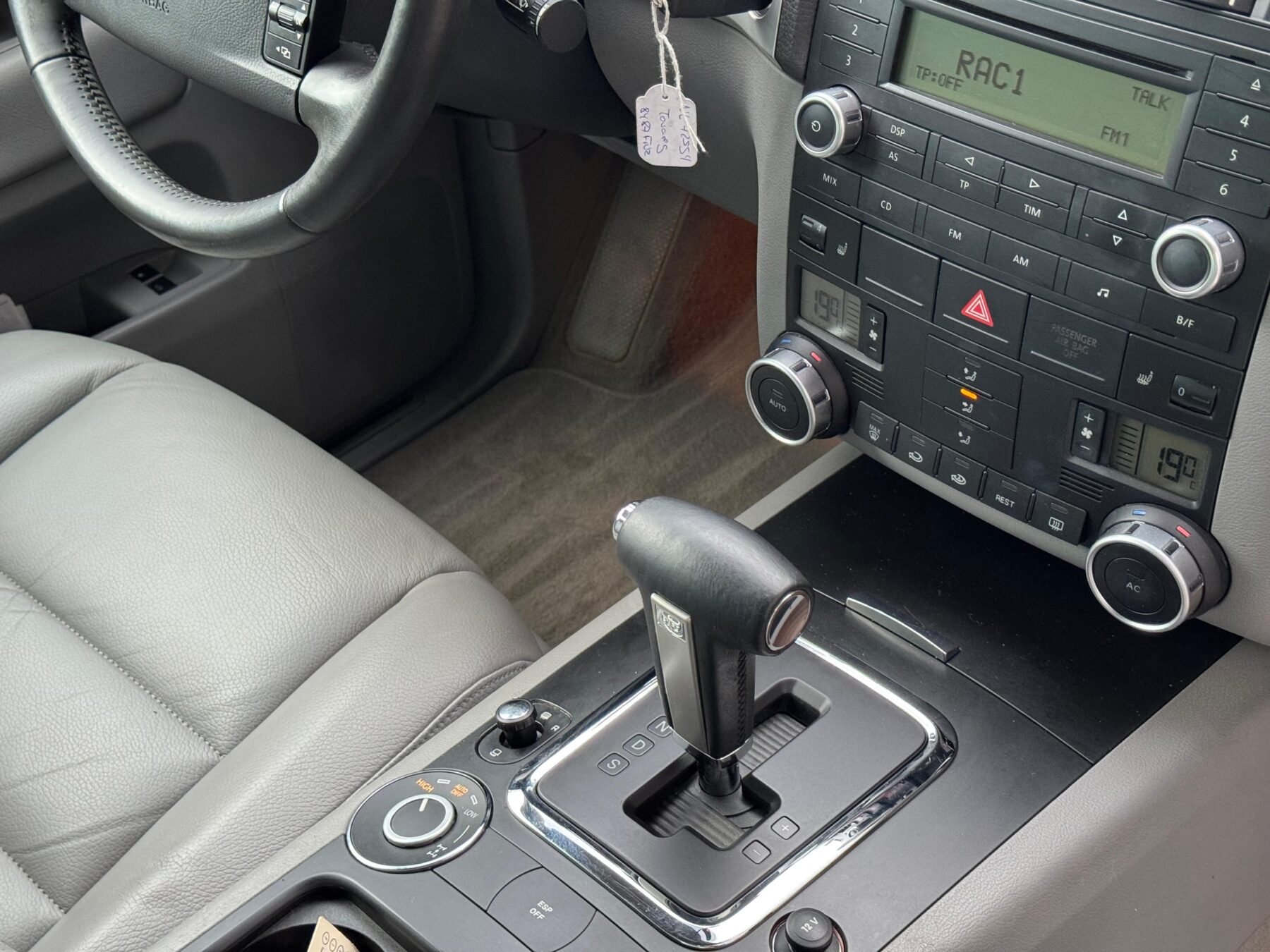 VOLKSWAGEN Touareg 2.5 R5 TDI Motion