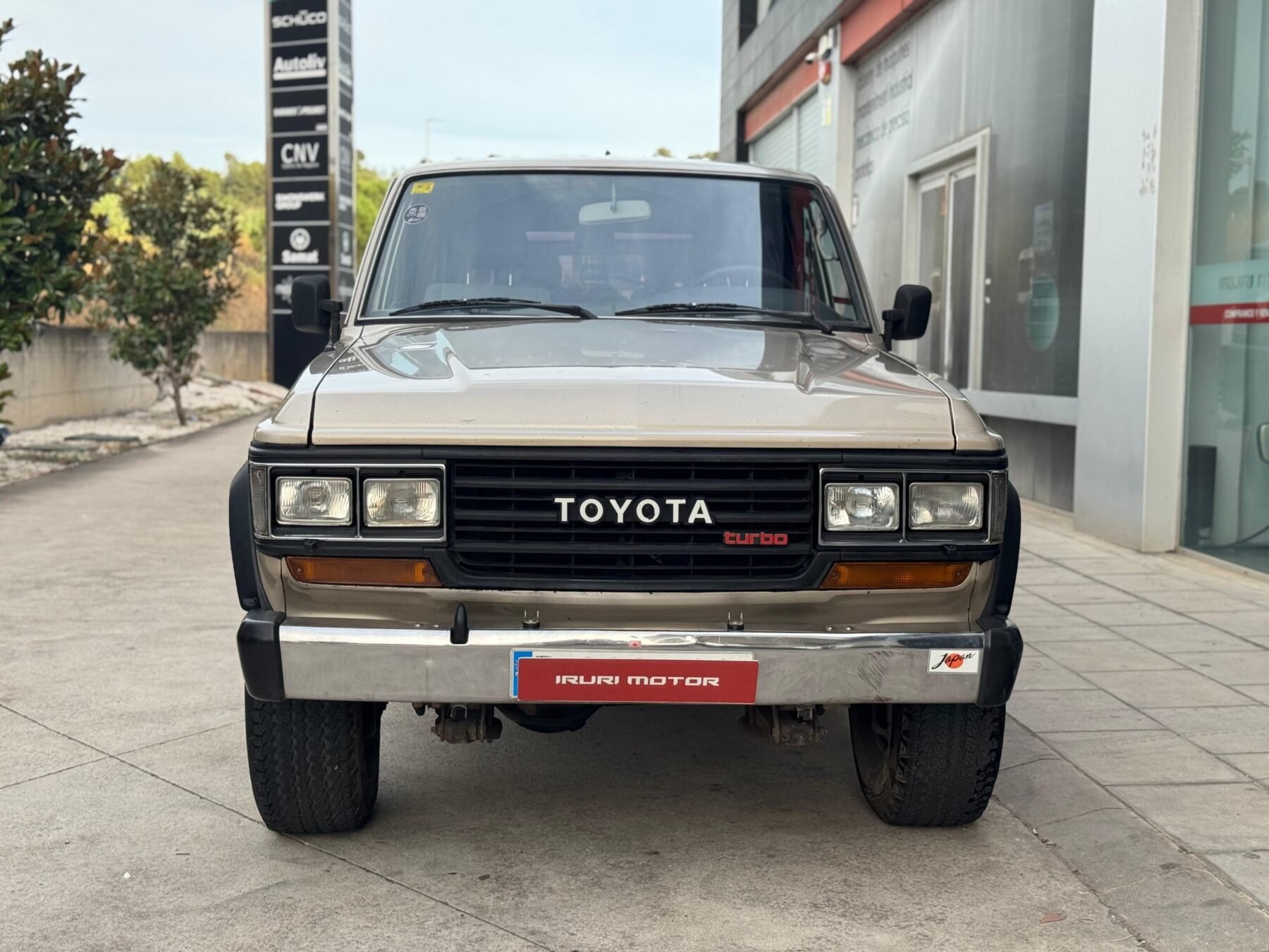 TOYOTA Land Cruiser HJ 61 Turbo