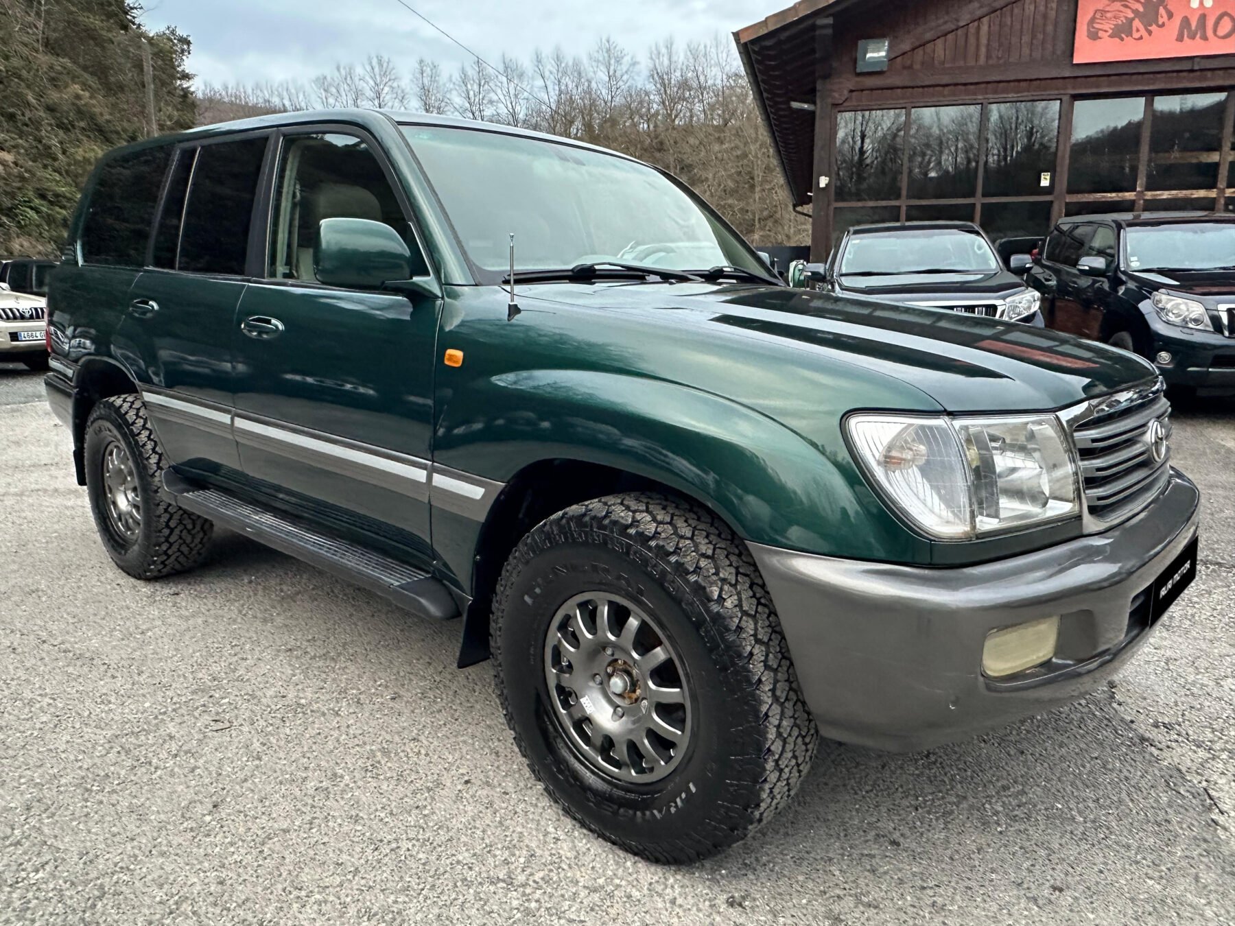TOYOTA Land Cruiser 100 4.2 TDI VX AUTO CUERO Navegador