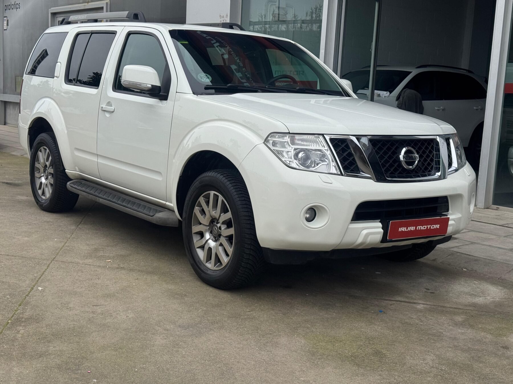 NISSAN Pathfinder 2.5dCi 190 CV LE 7 Plazas