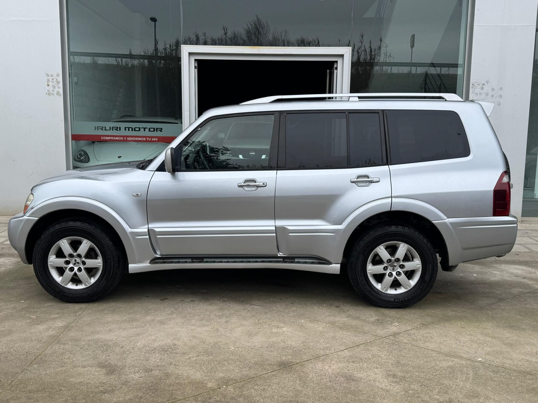 MITSUBISHI Montero 3.2 DID AllFour