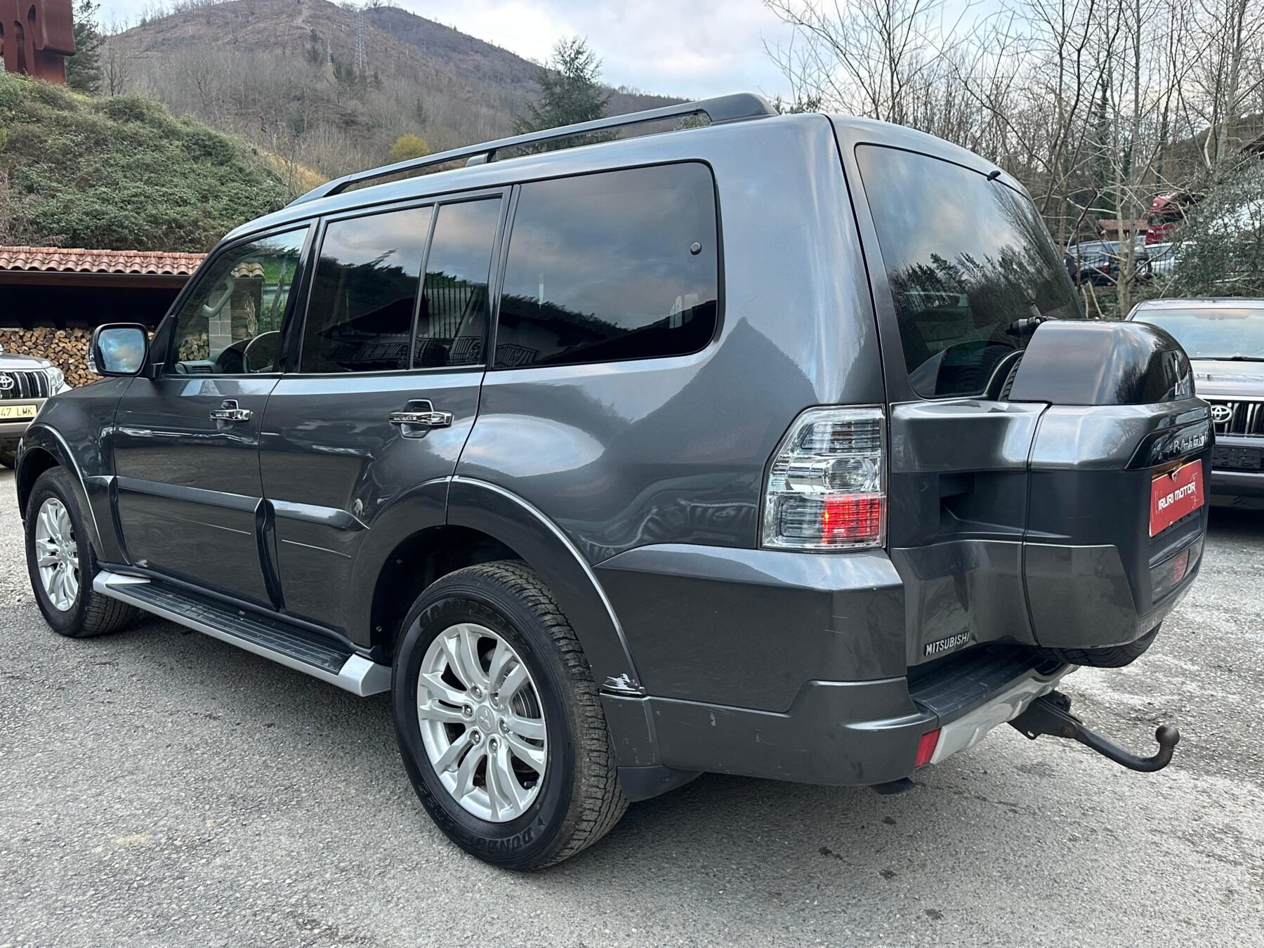 MITSUBISHI Montero 3.2 DID Kaiteki Auto