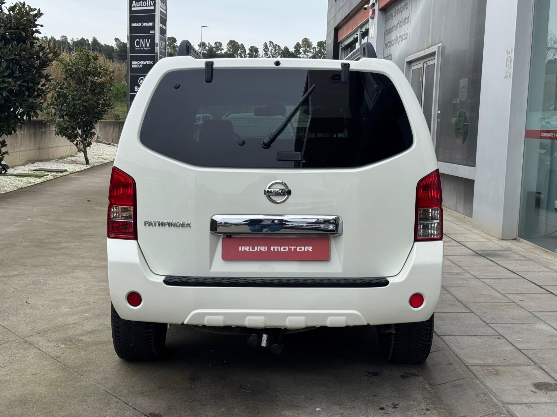 NISSAN Pathfinder 2.5dCi 190 CV LE 7 Plazas