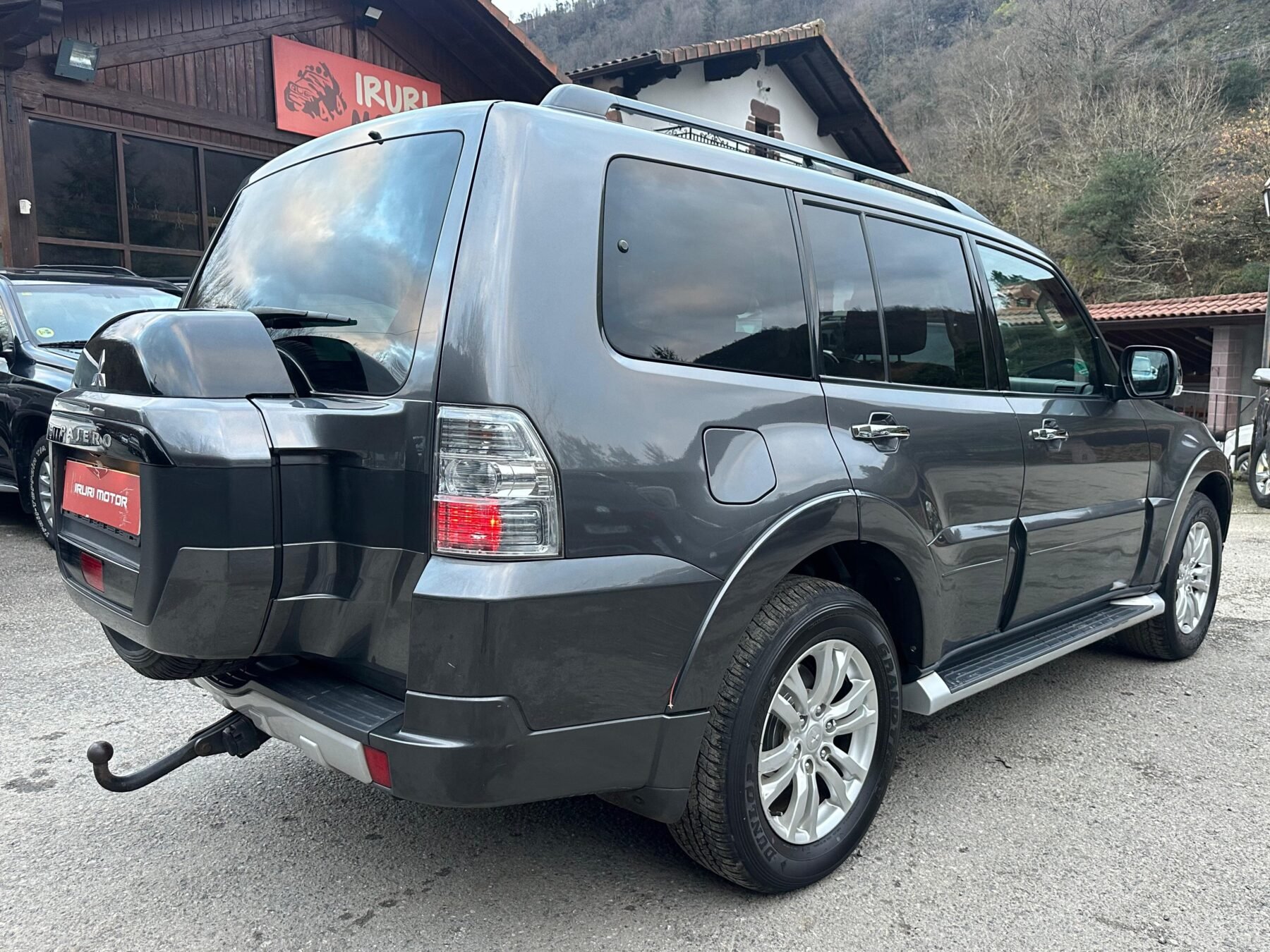 MITSUBISHI Montero 3.2 DID Kaiteki Auto