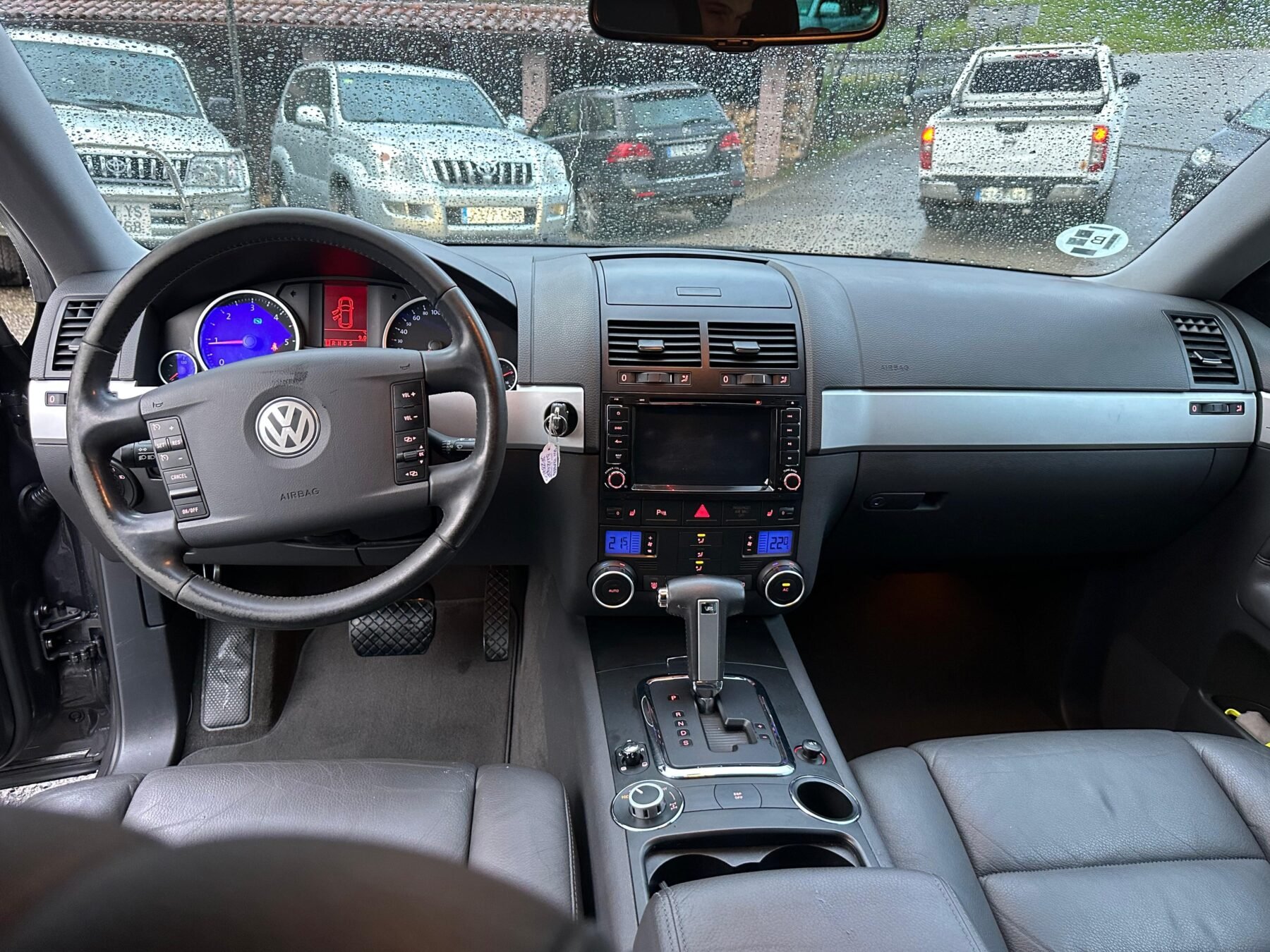 VOLKSWAGEN Touareg 3.0 V6 TDI Individual Tiptronic