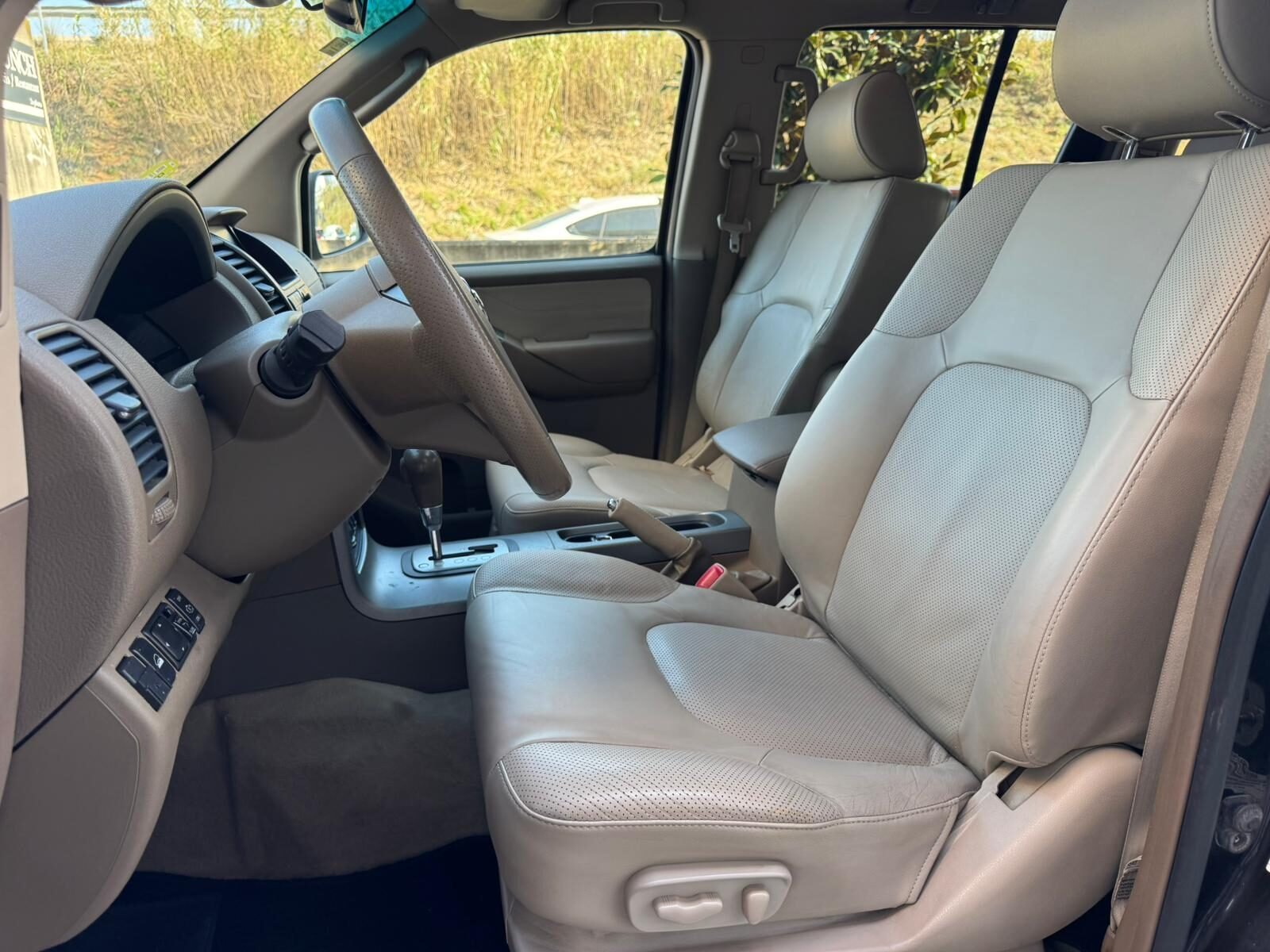 NISSAN Pathfinder 2.5 dCi 171CV LE 7 plazas