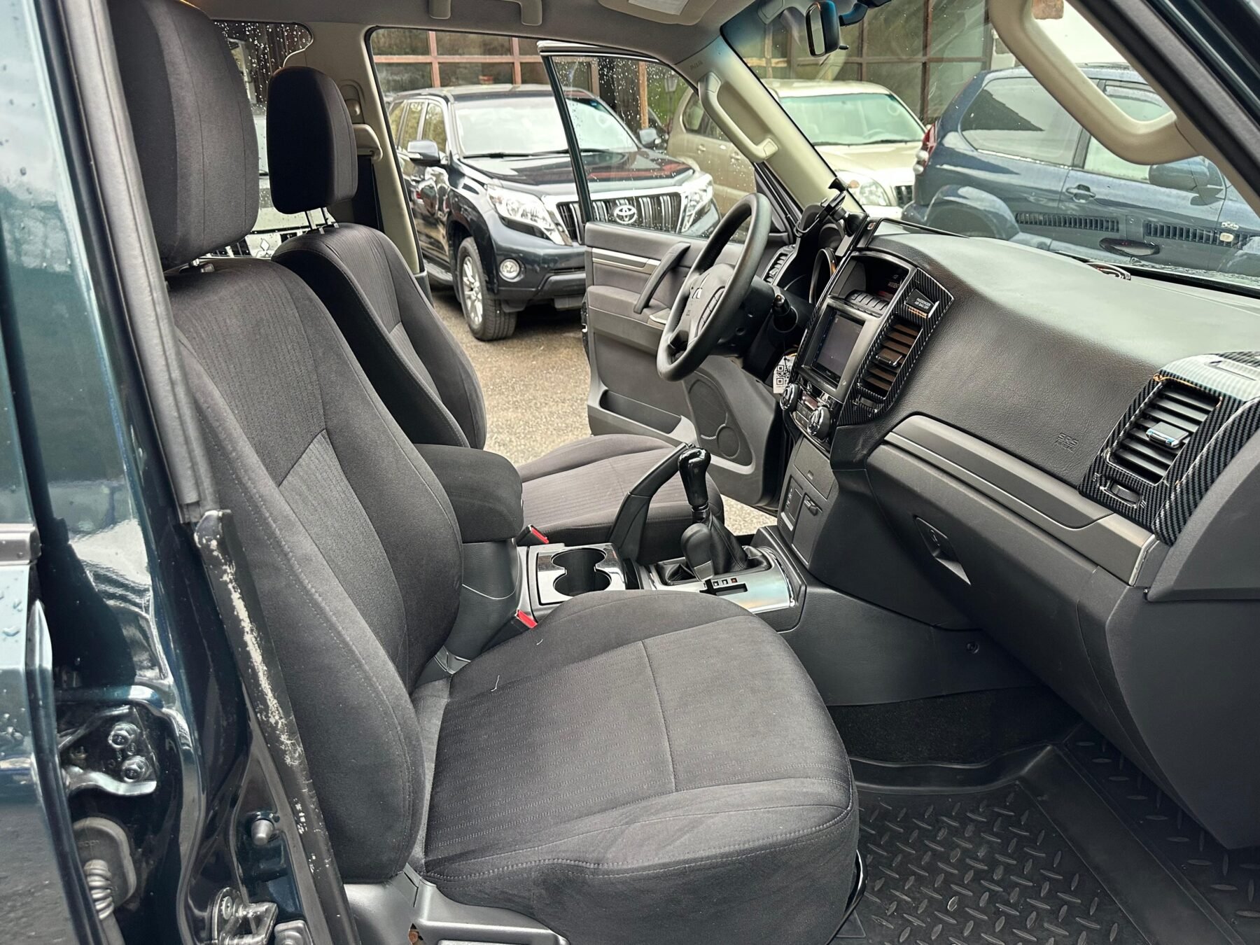 MITSUBISHI Montero 3.2 DID Spirit