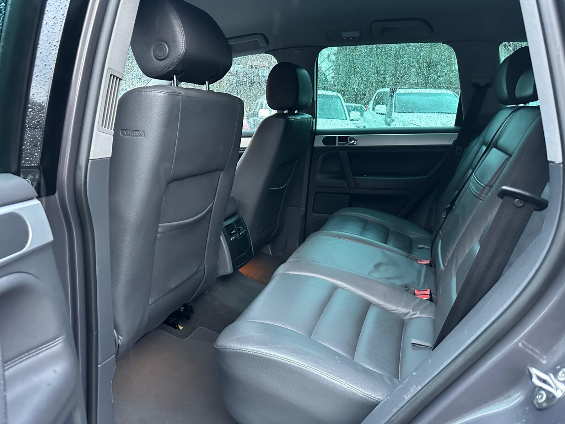 VOLKSWAGEN Touareg 3.0 V6 TDI Individual Tiptronic