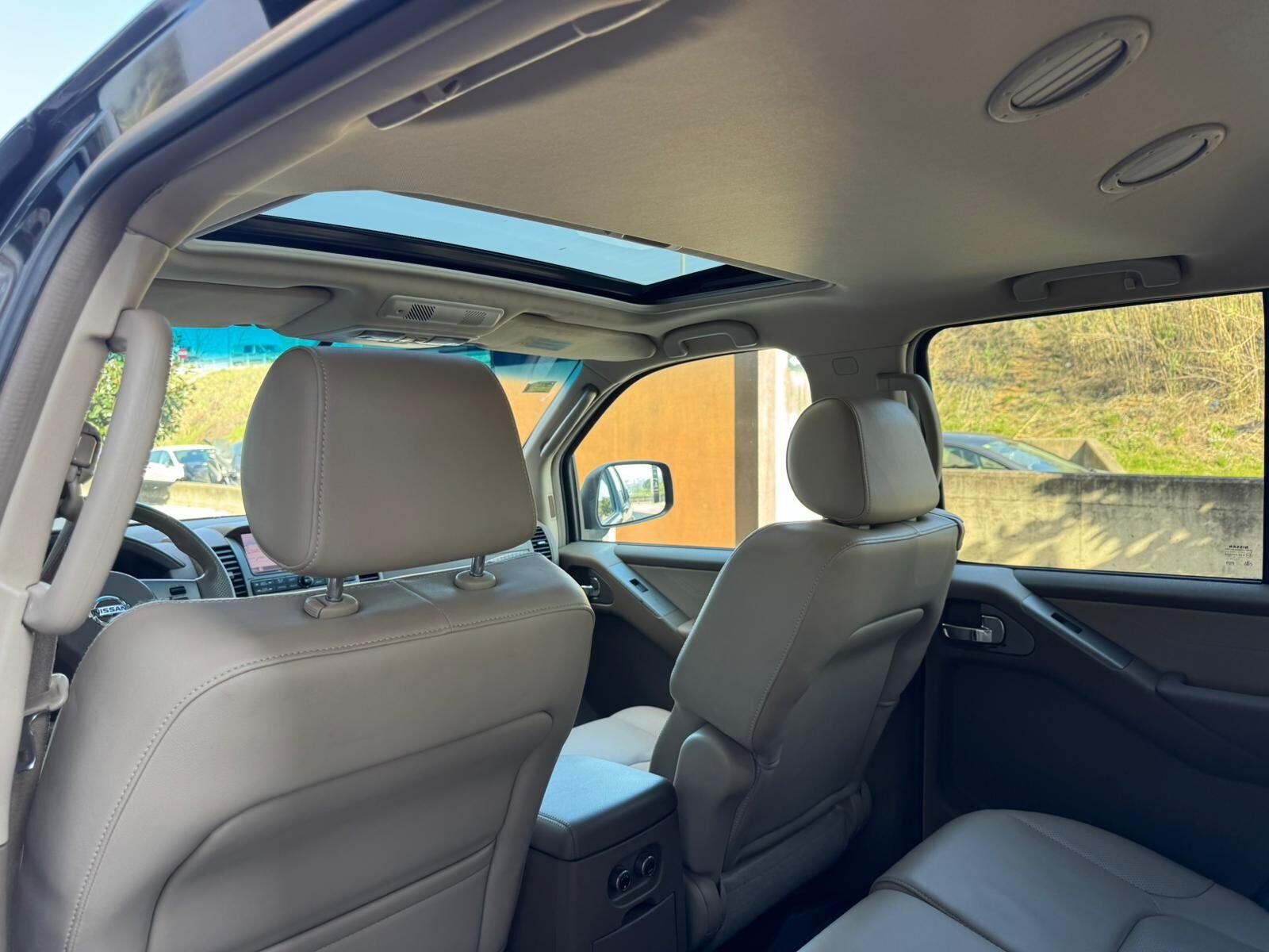 NISSAN Pathfinder 2.5 dCi 171CV LE 7 plazas