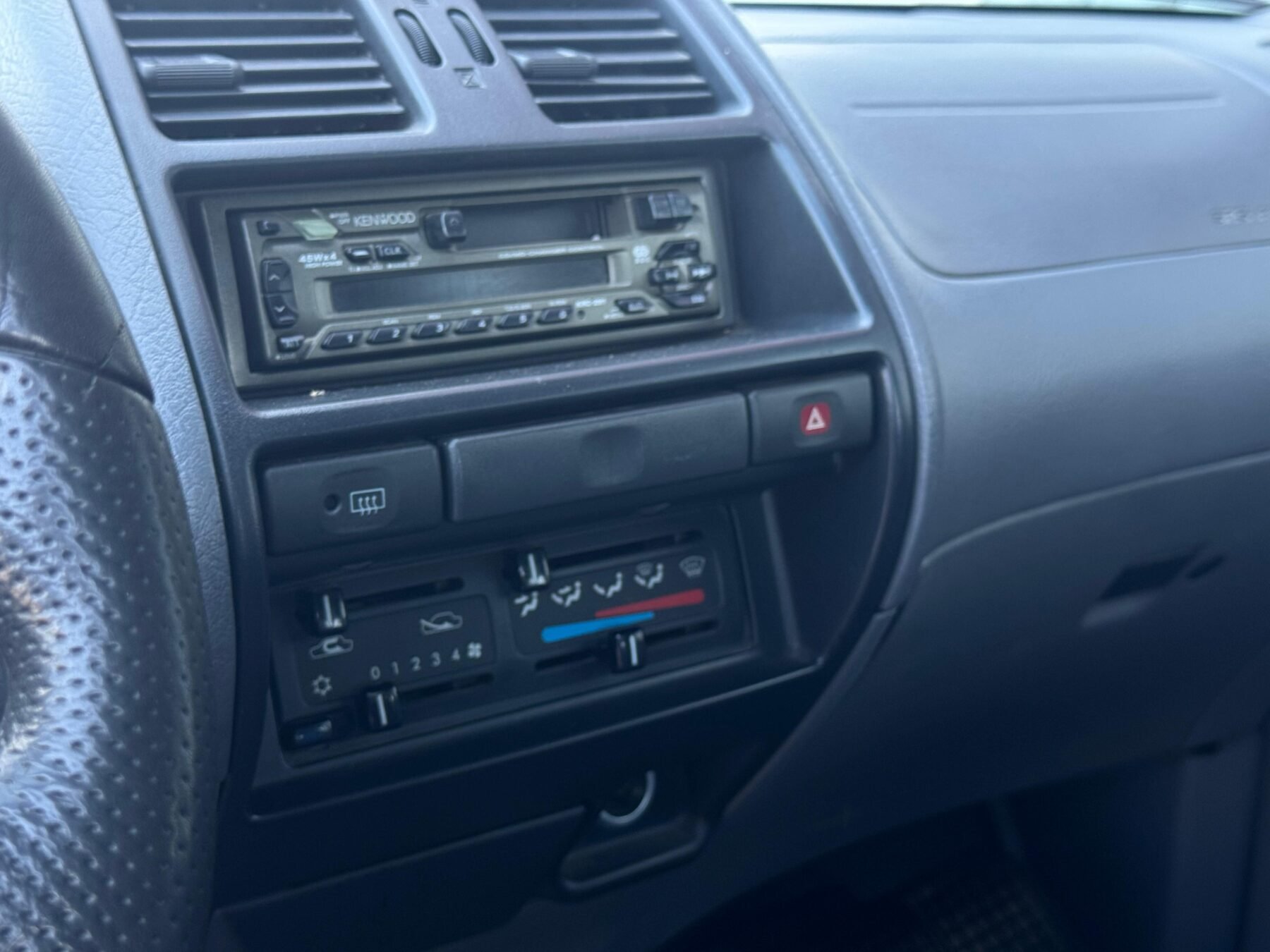 NISSAN Terrano II 2.7 TDI SR