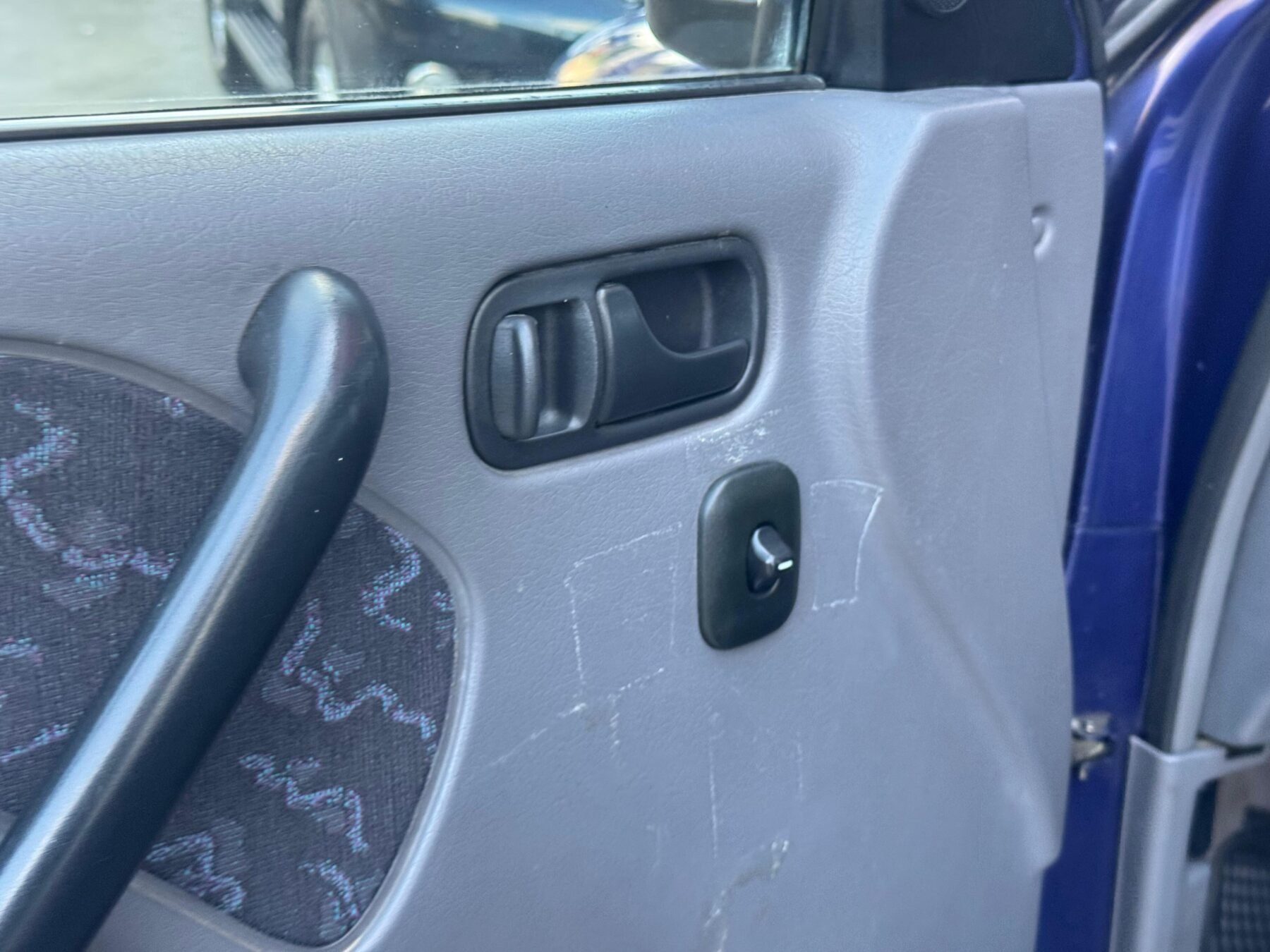 NISSAN Terrano II 2.7 TDI SR