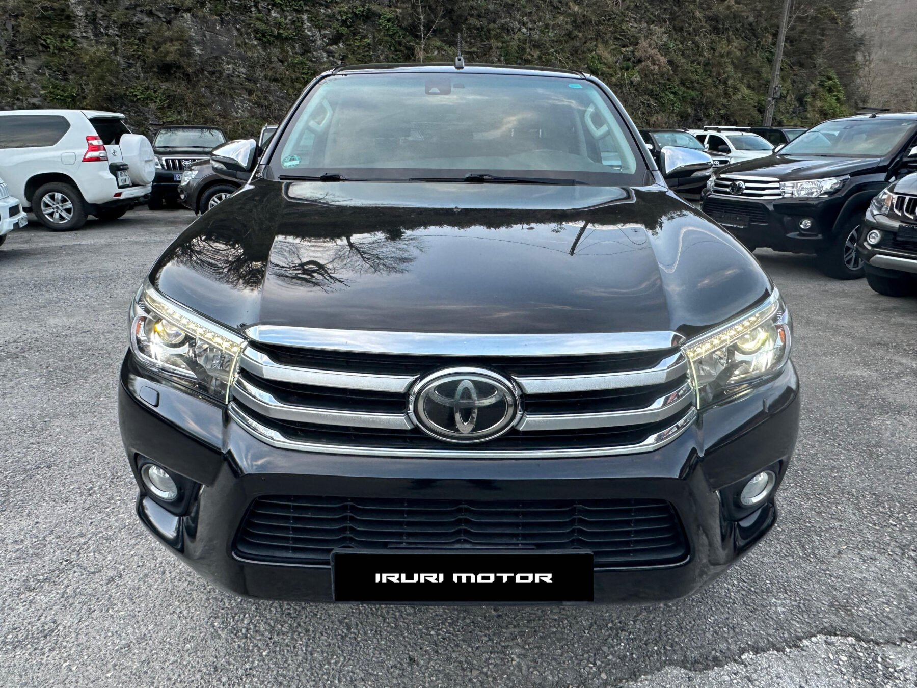 TOYOTA Hilux 2.4 D4D Cabina Doble Limited