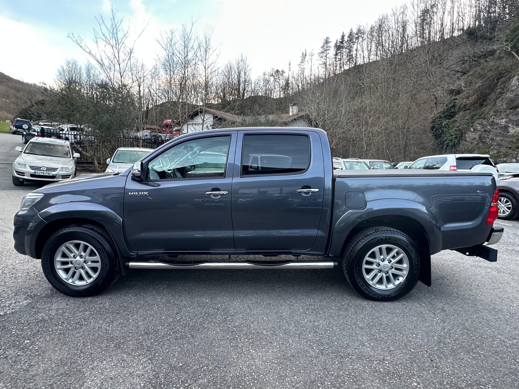 TOYOTA Hilux 3.0 D4D Cabina Doble VX