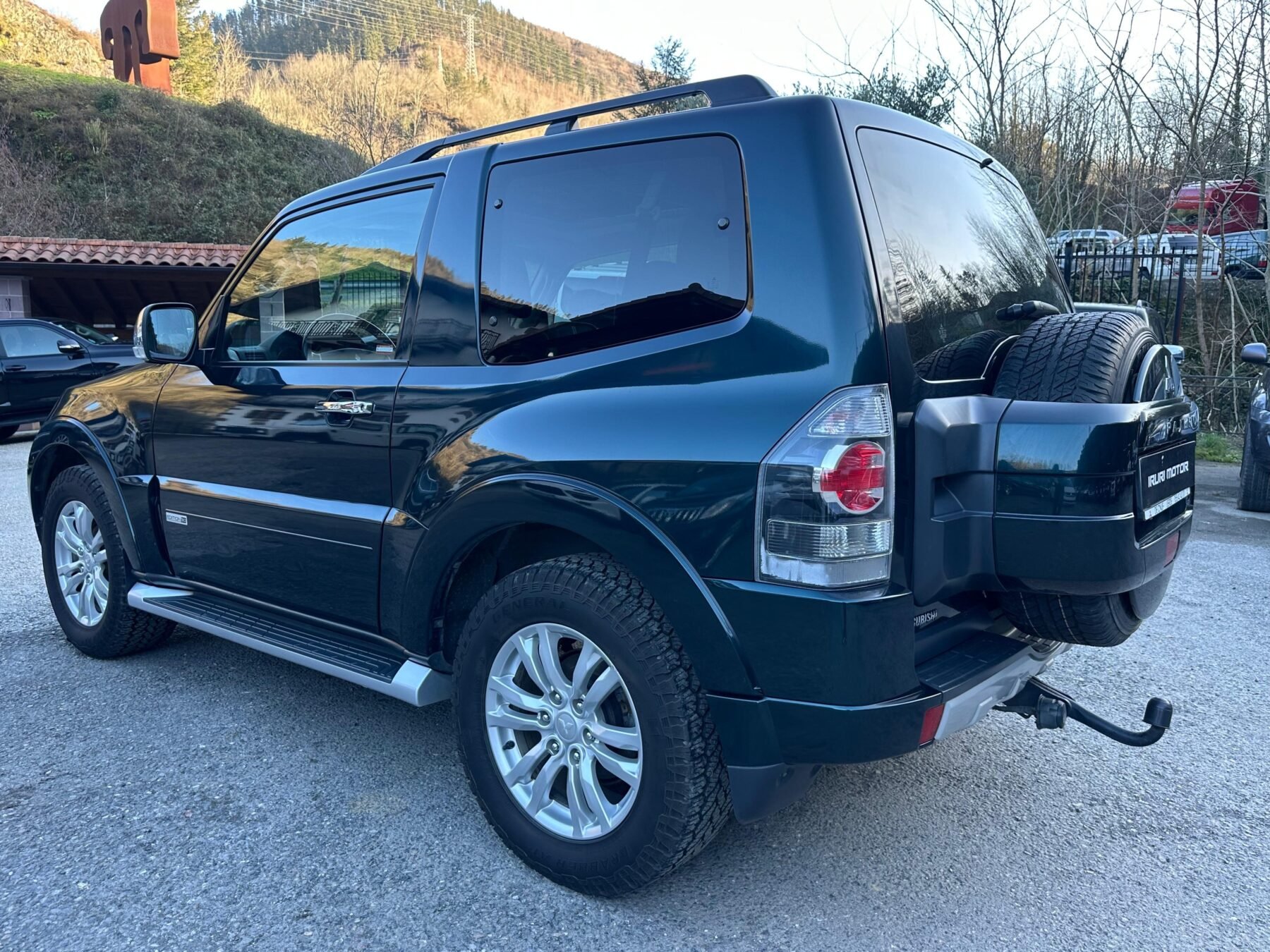 MITSUBISHI Montero 3.2 DID Kaiteki Auto