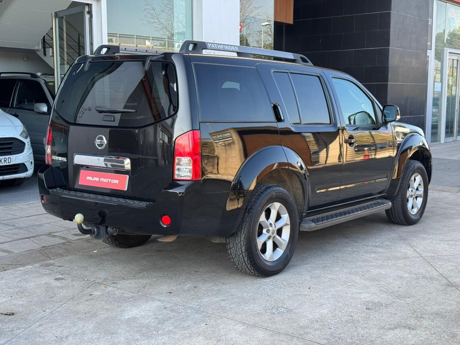 NISSAN Pathfinder 2.5 dCi 171CV LE 7 plazas