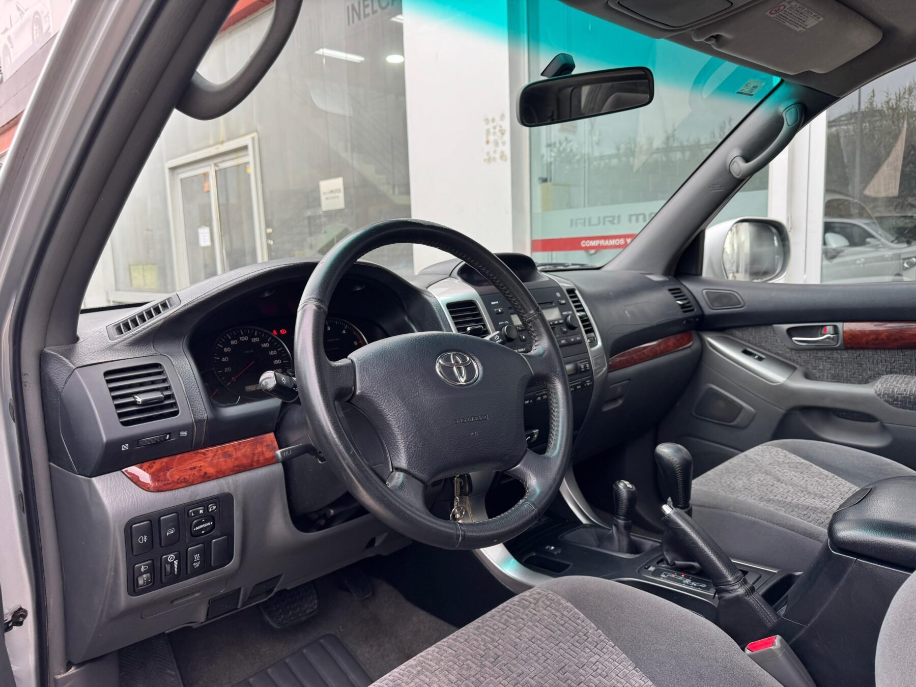 TOYOTA Land Cruiser 3.0 D4D VX