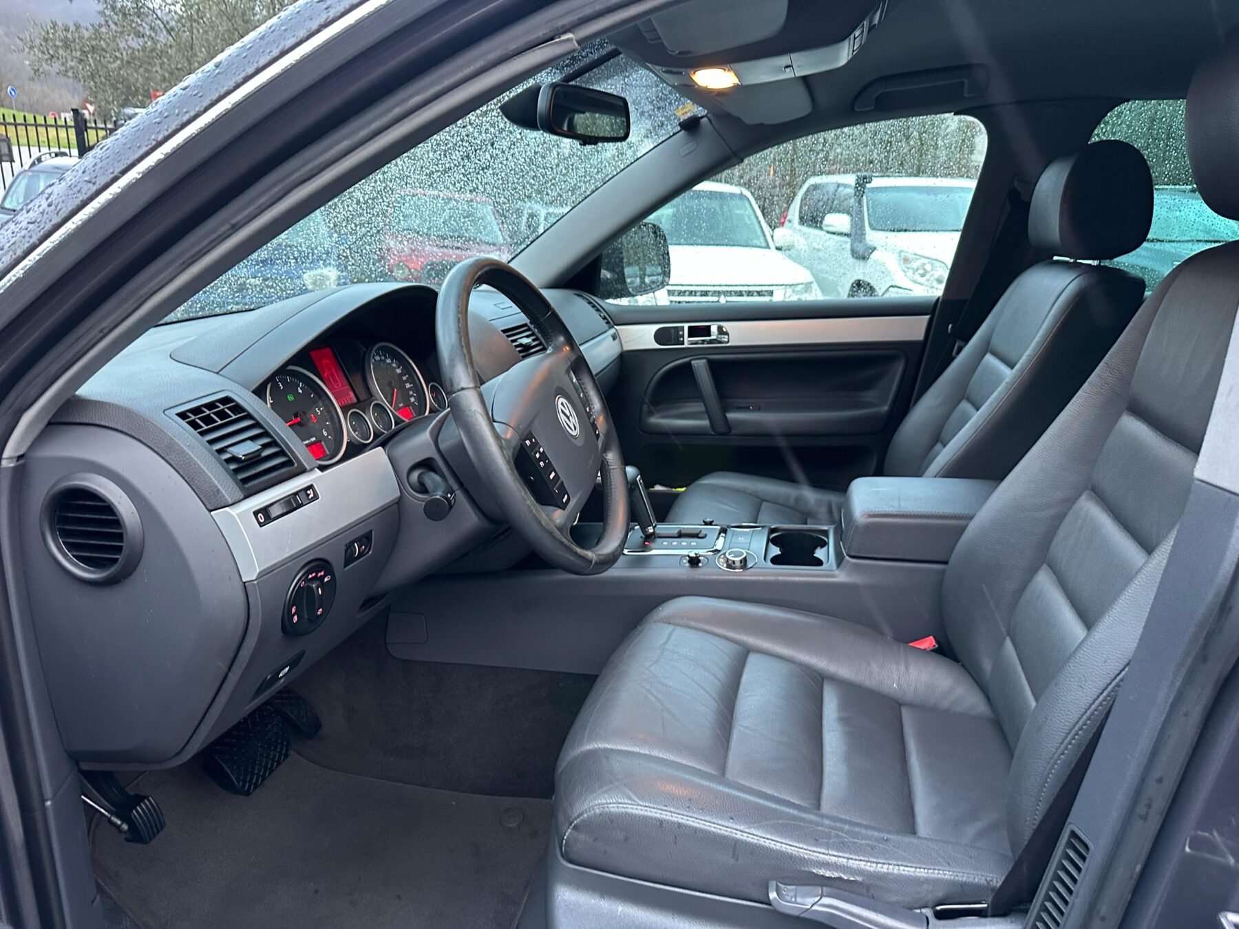 VOLKSWAGEN Touareg 3.0 V6 TDI Individual Tiptronic