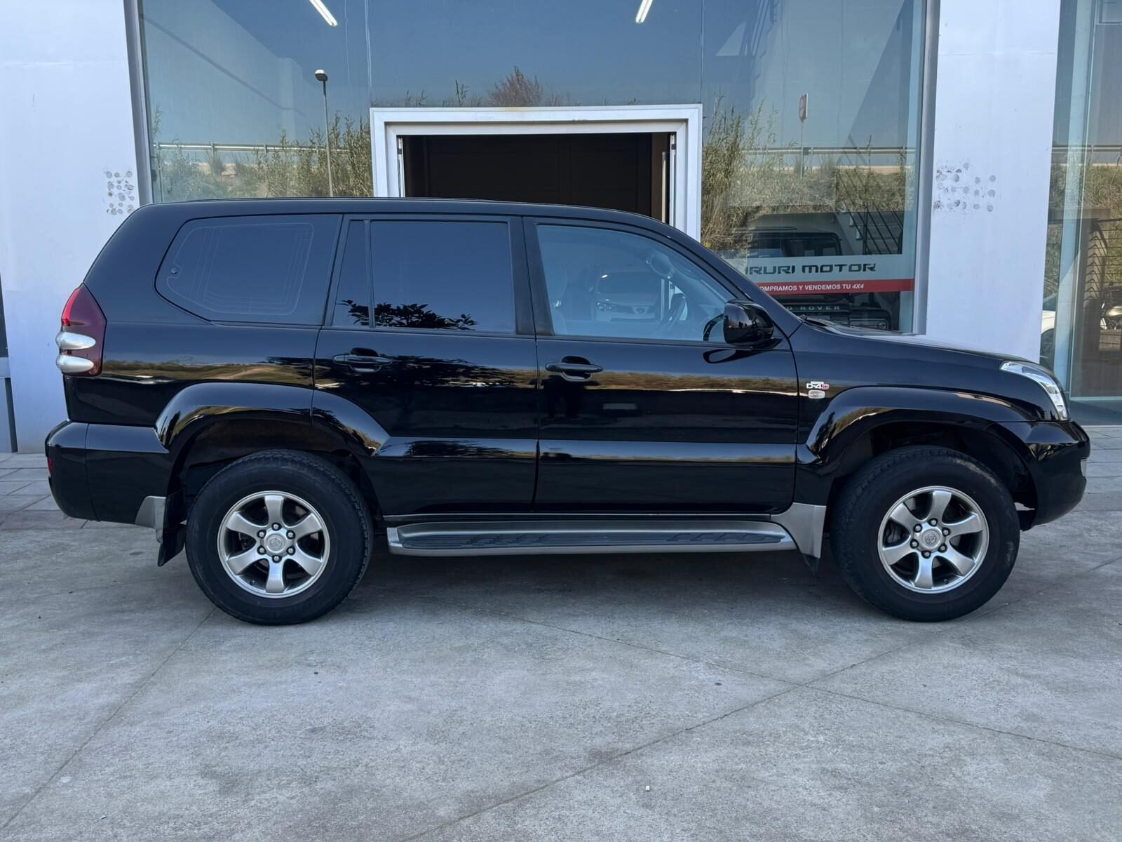 TOYOTA Land Cruiser 3.0 D4D 173CV VX
