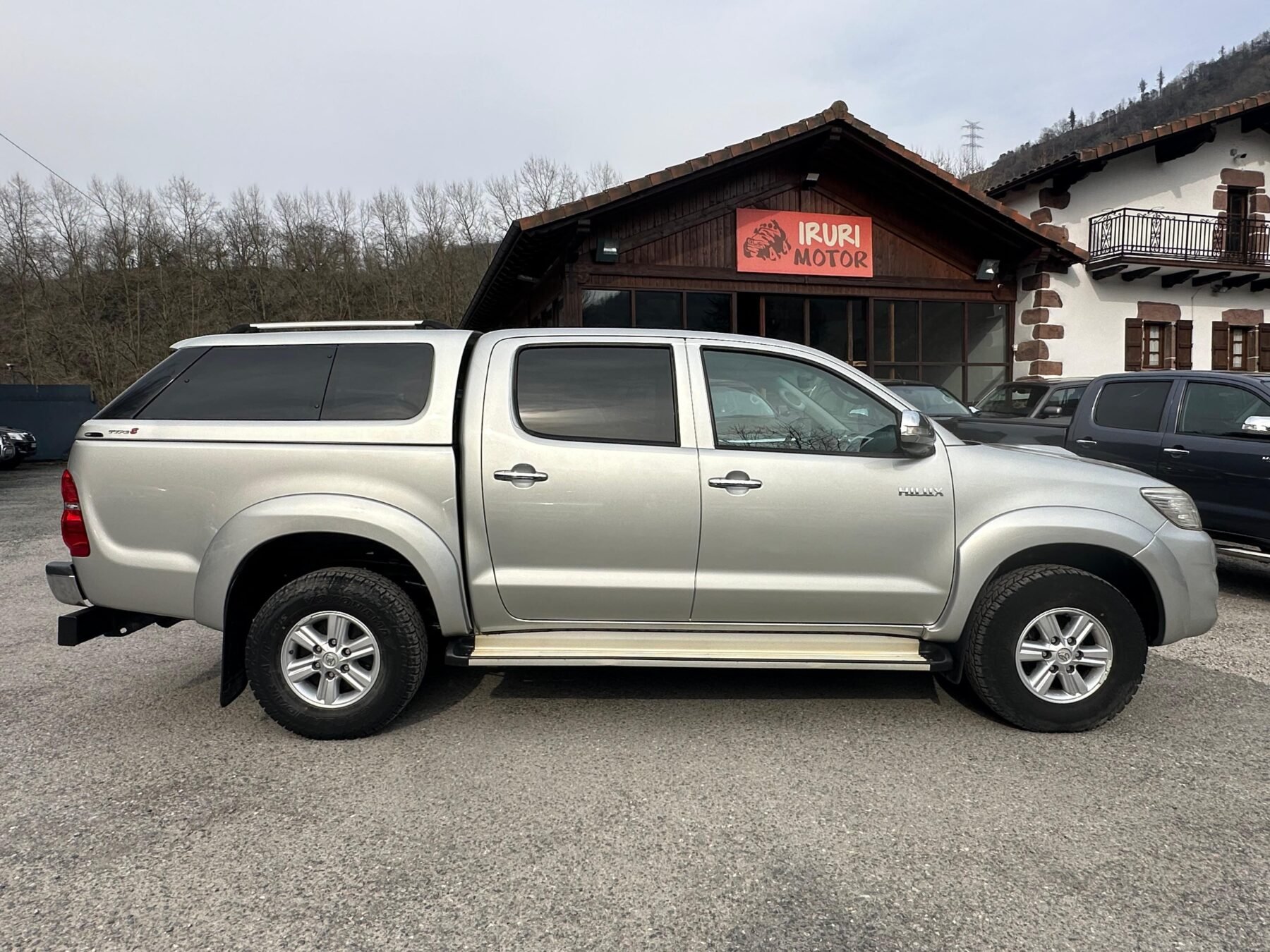 TOYOTA Hilux 3.0 D4D Doble Cabina VX 4x4