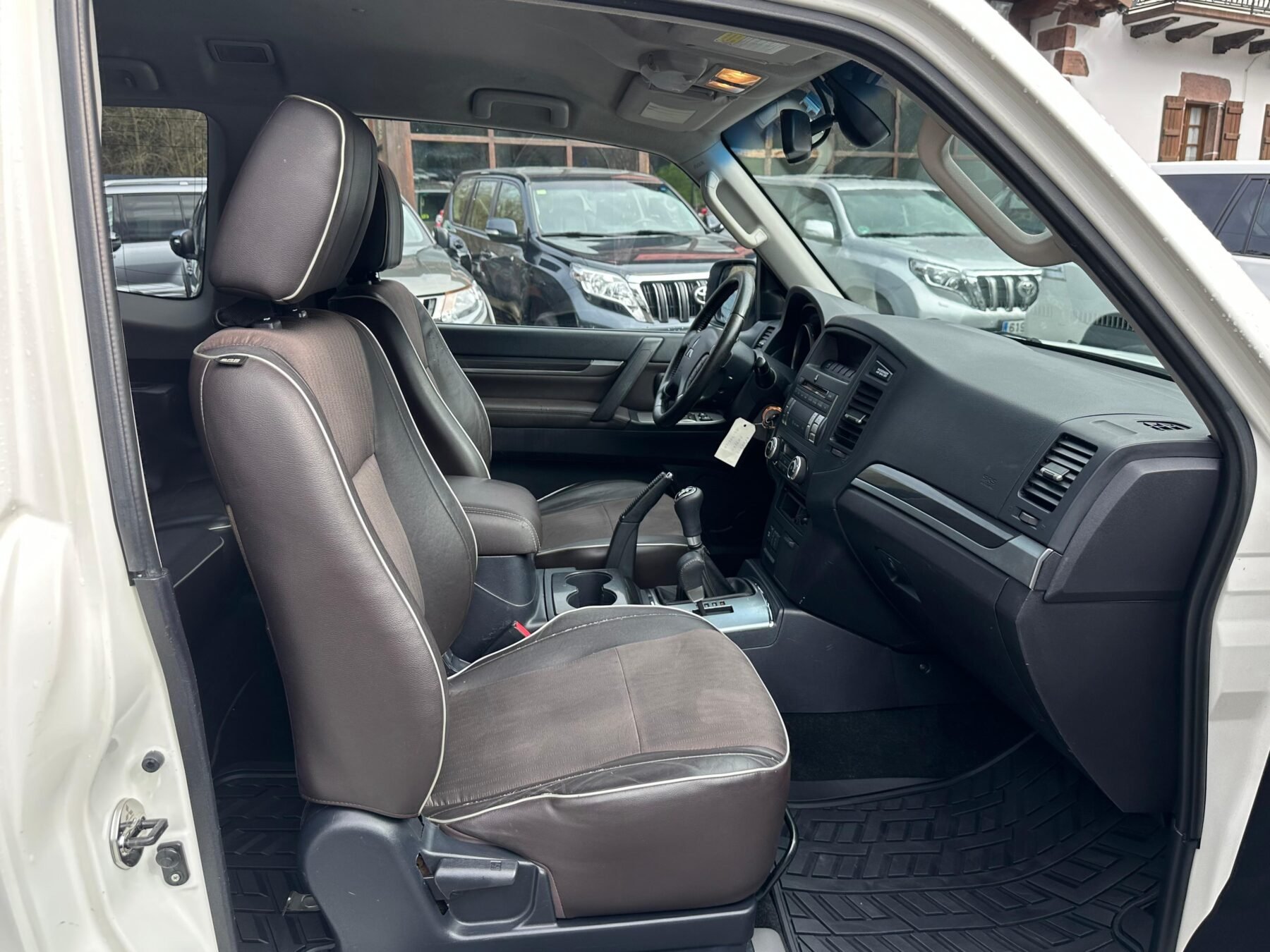 MITSUBISHI Montero 3.2 DID Motion